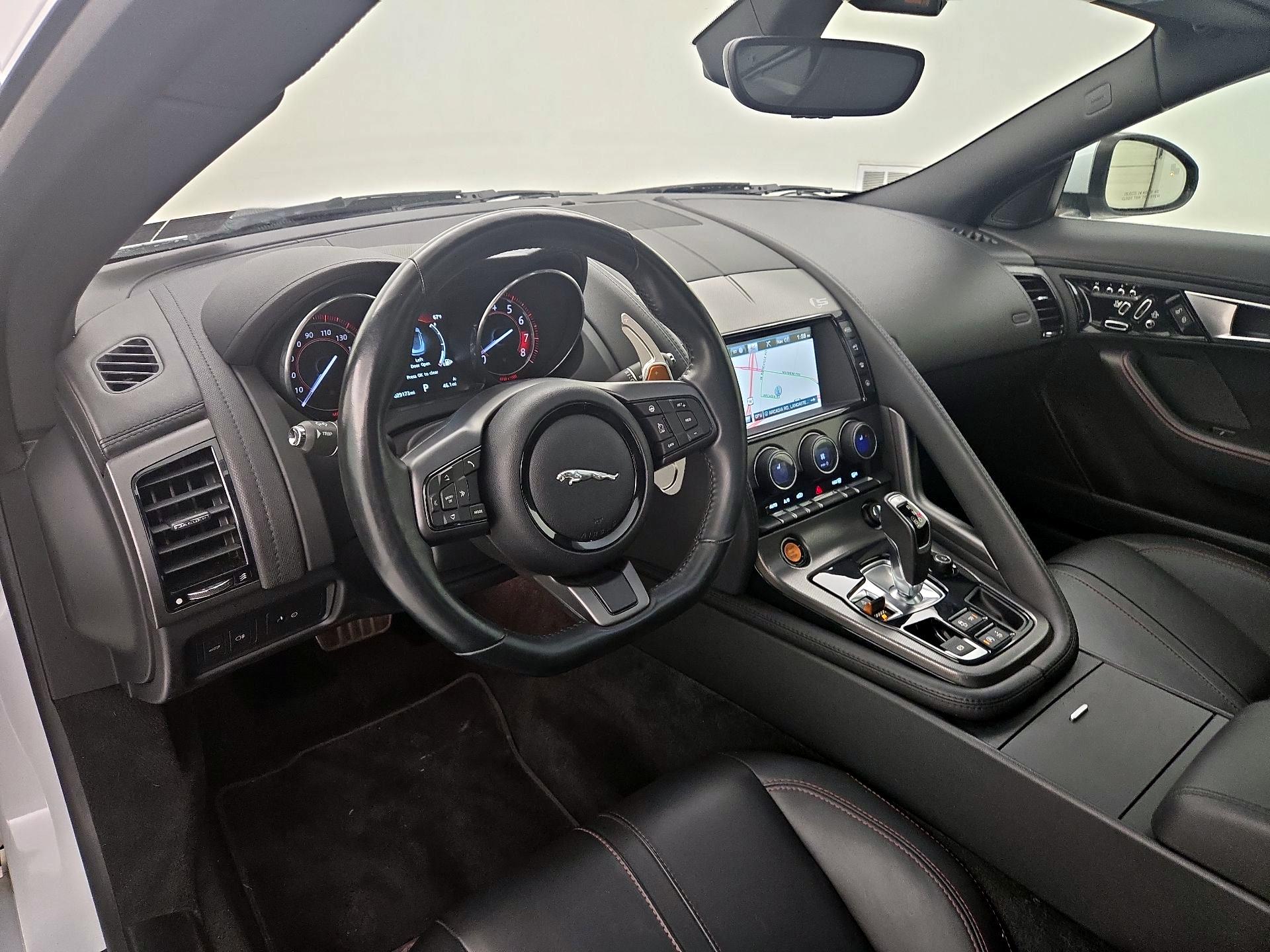 Thumbnail: 2016 Jaguar F-Type - 9