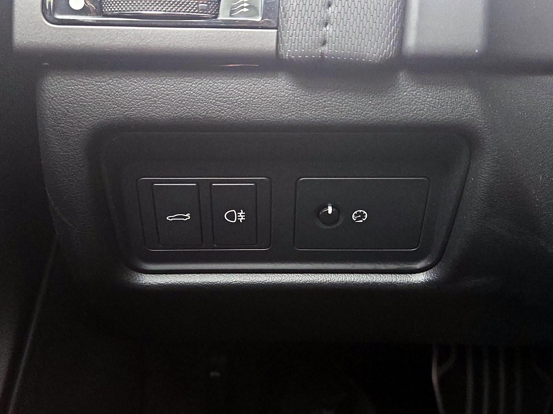 Thumbnail: 2016 Jaguar F-Type - 13