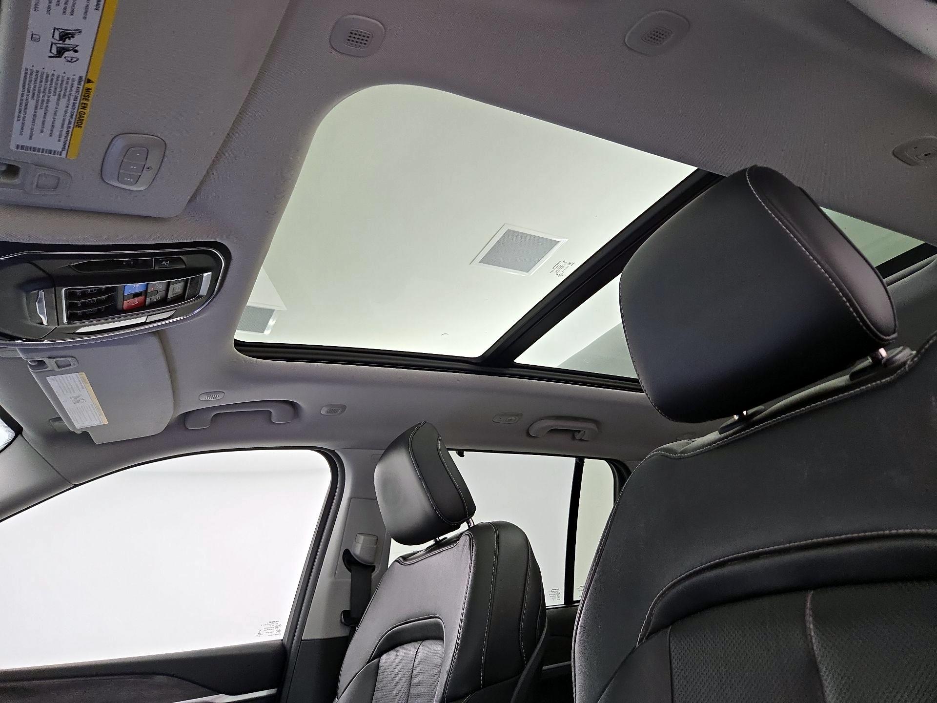 Thumbnail: 2023 Jeep Grand Cherokee - 20