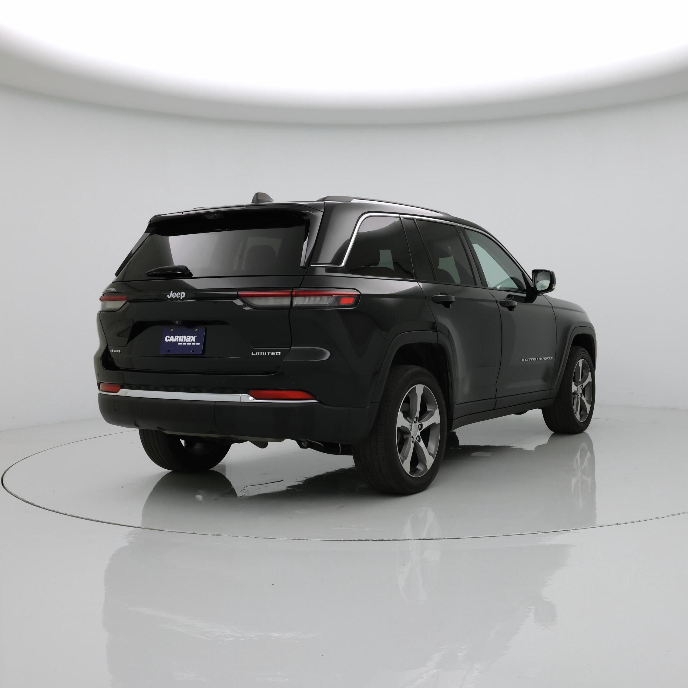 Thumbnail: 2023 Jeep Grand Cherokee - 8