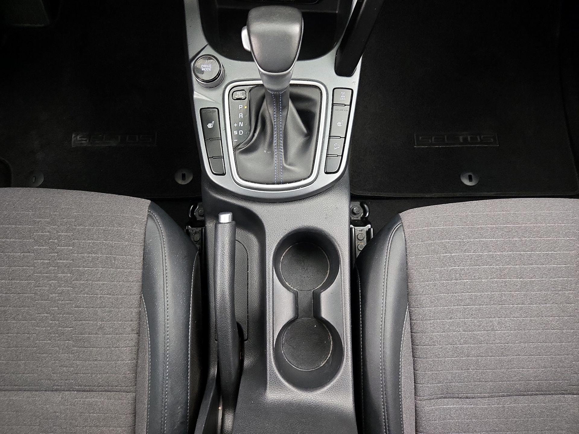 Thumbnail: 2021 Kia Seltos - 17