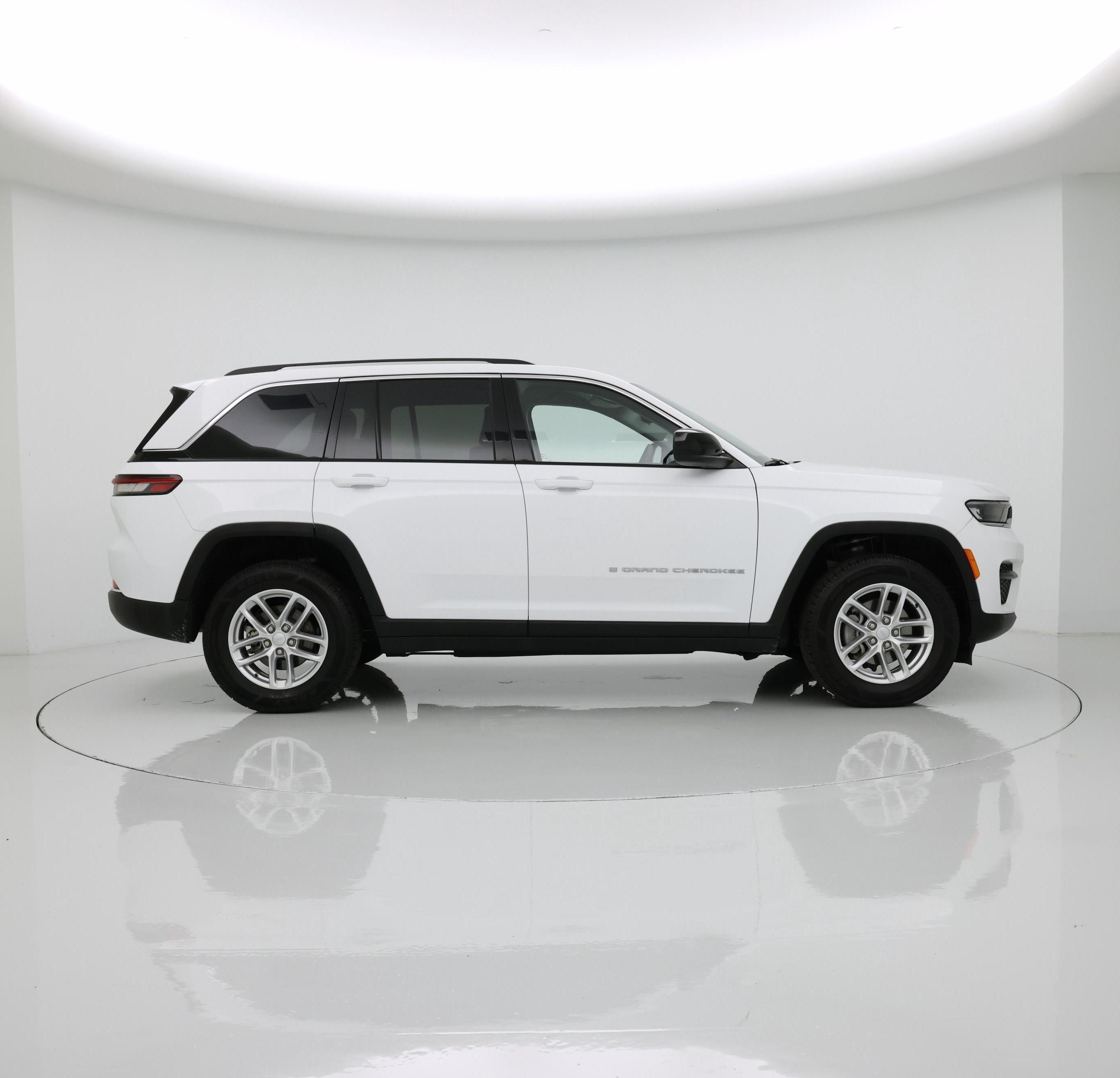 Thumbnail: 2023 Jeep Grand Cherokee - 7