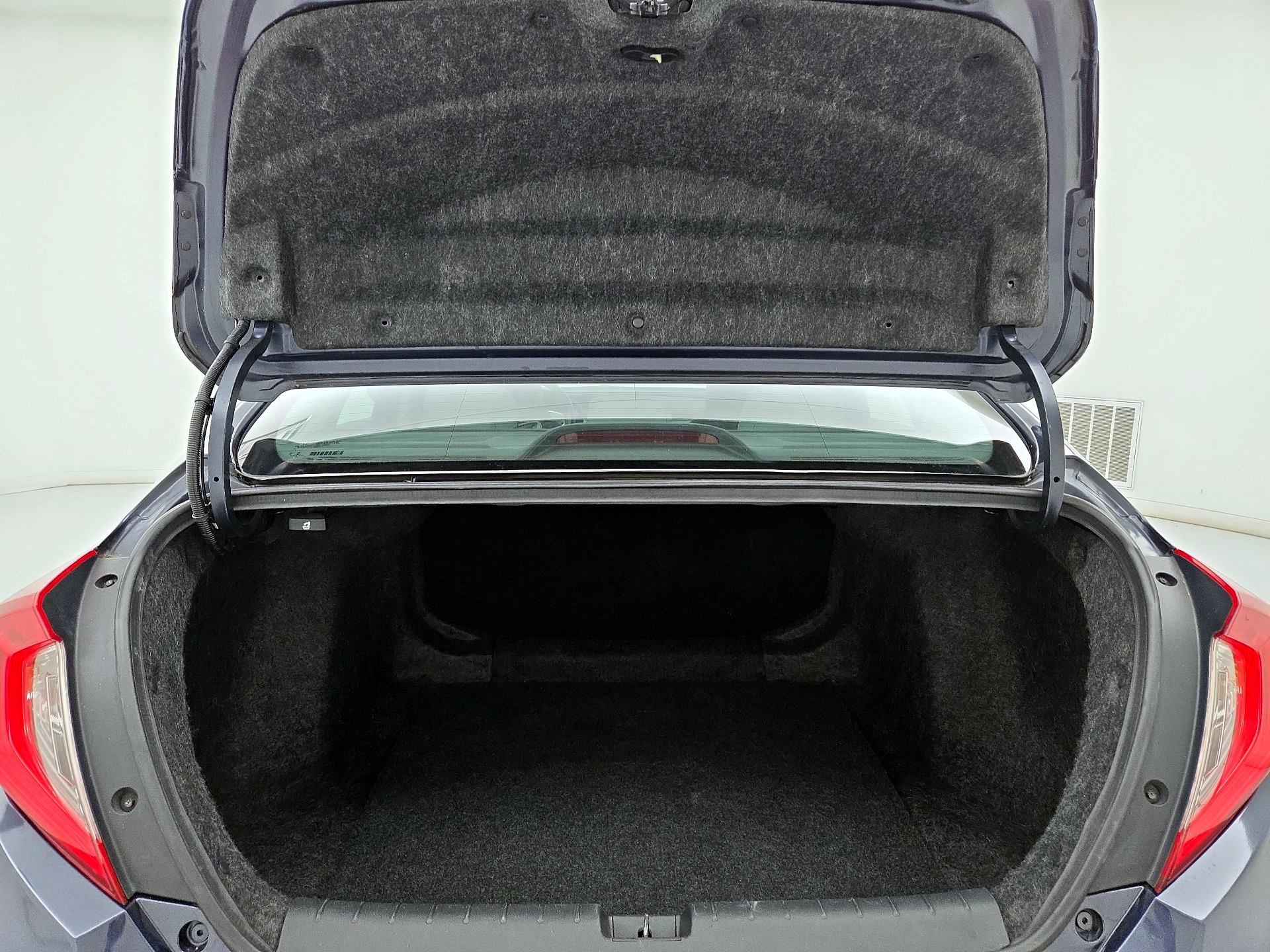 Thumbnail: 2016 Honda Civic - 19