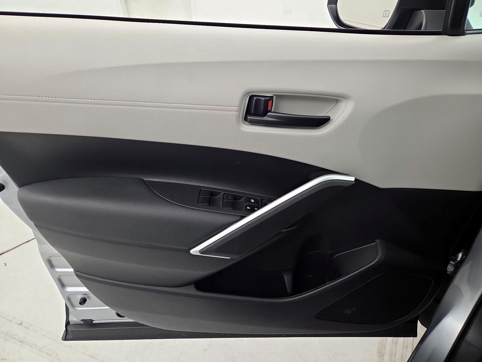 Thumbnail: 2024 Toyota Corolla Cross - 12