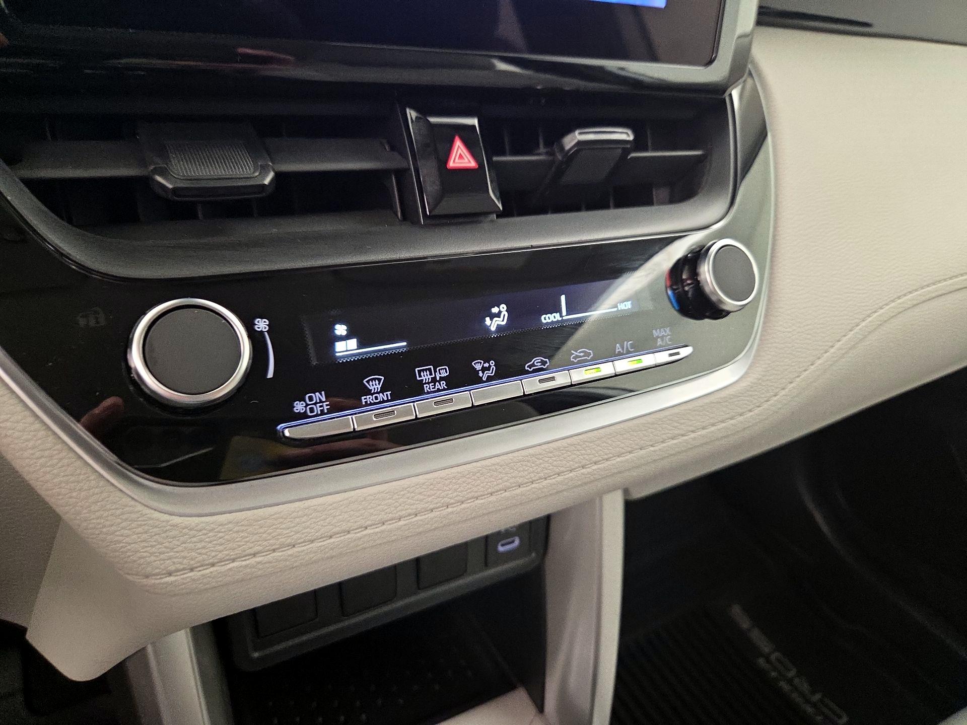 Thumbnail: 2024 Toyota Corolla Cross - 16