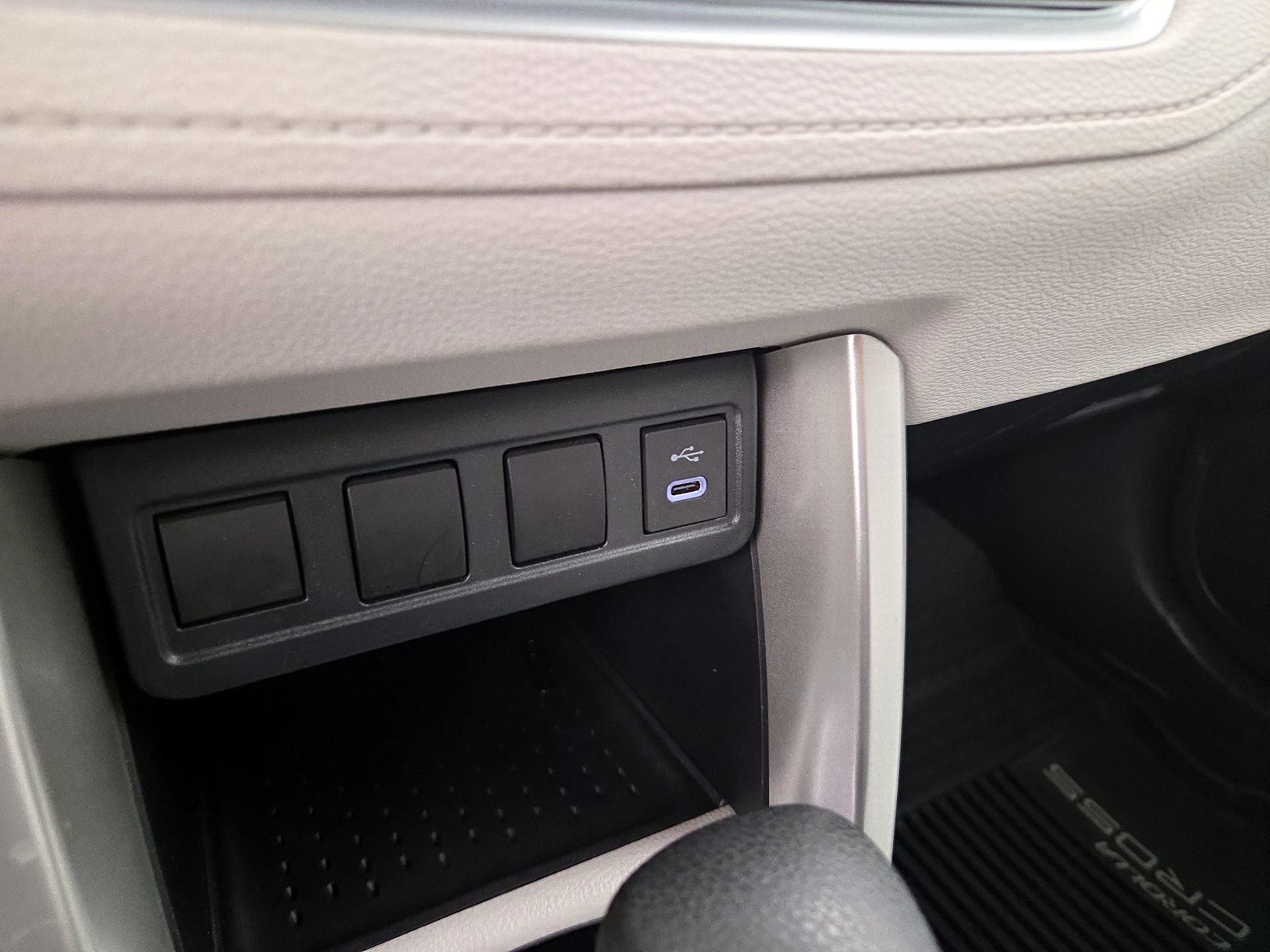 Thumbnail: 2024 Toyota Corolla Cross - 18