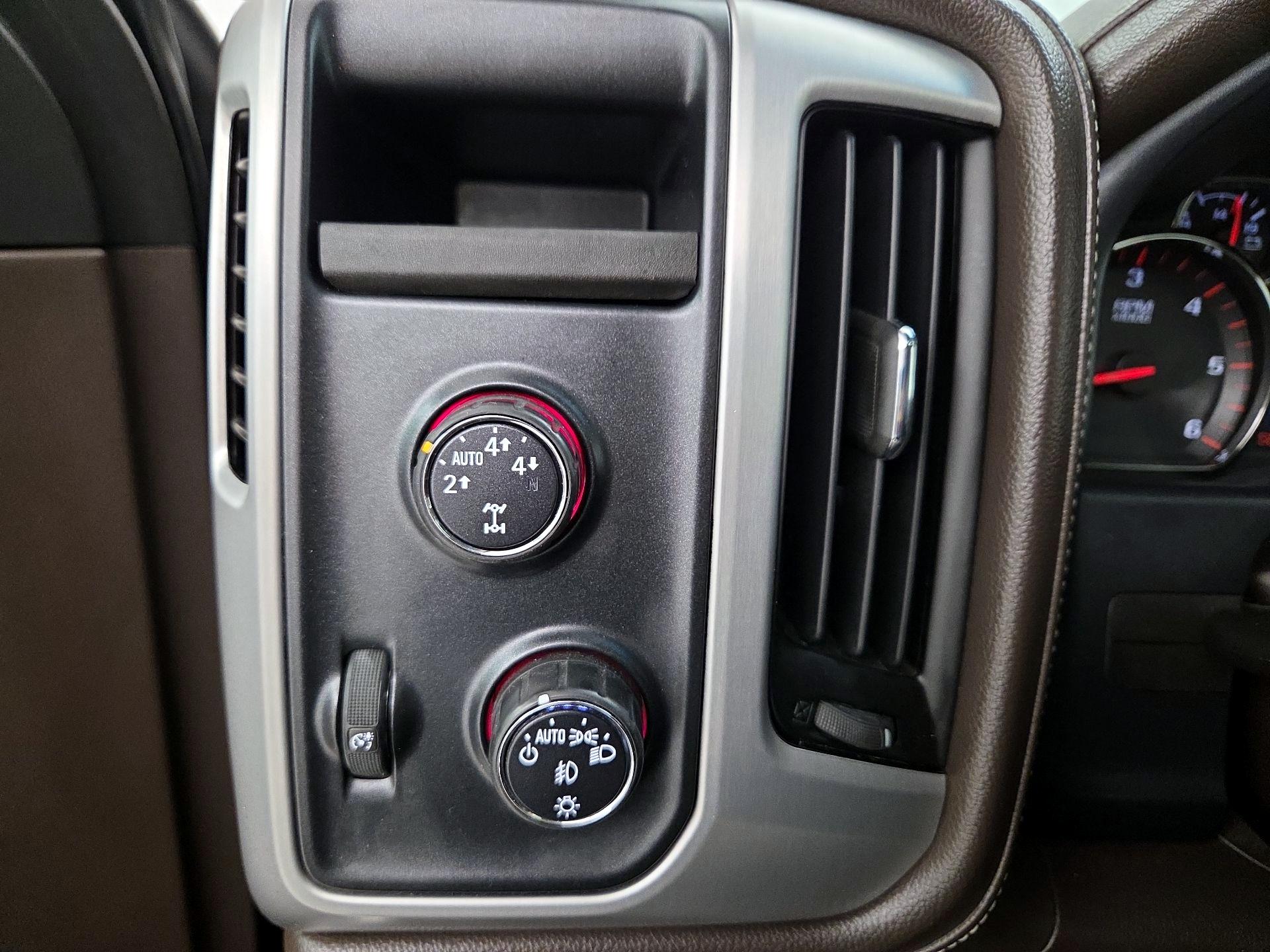 Thumbnail: 2015 GMC Sierra 1500 - 13