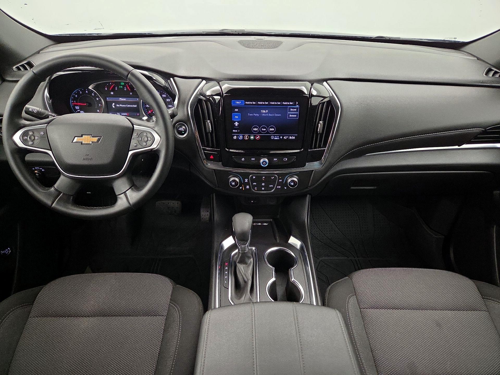 Thumbnail: 2023 Chevrolet Traverse - 9