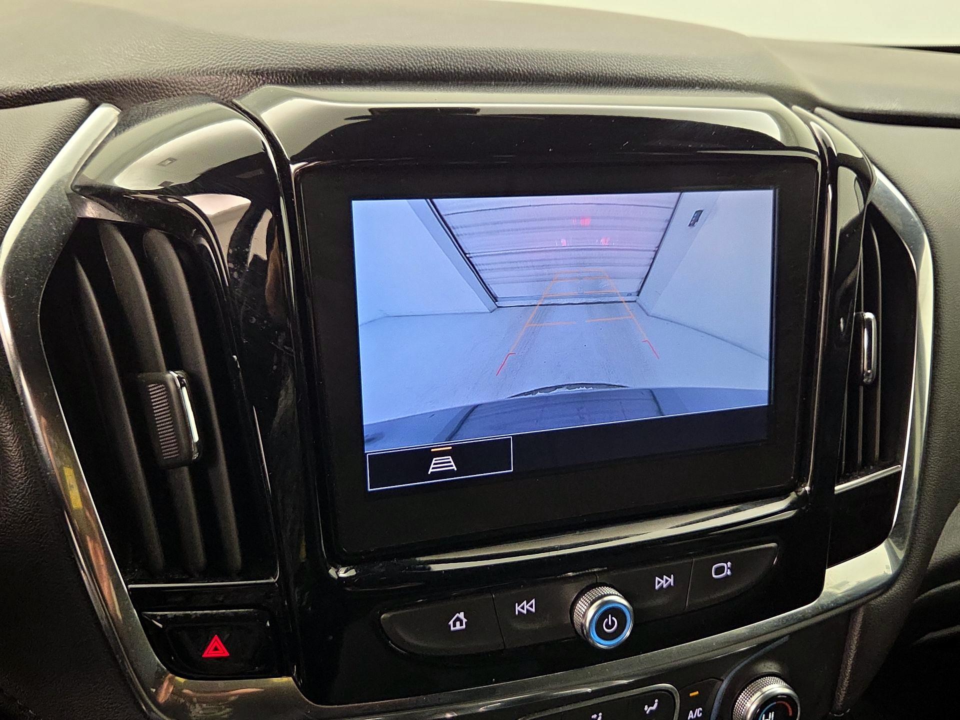 Thumbnail: 2023 Chevrolet Traverse - 14