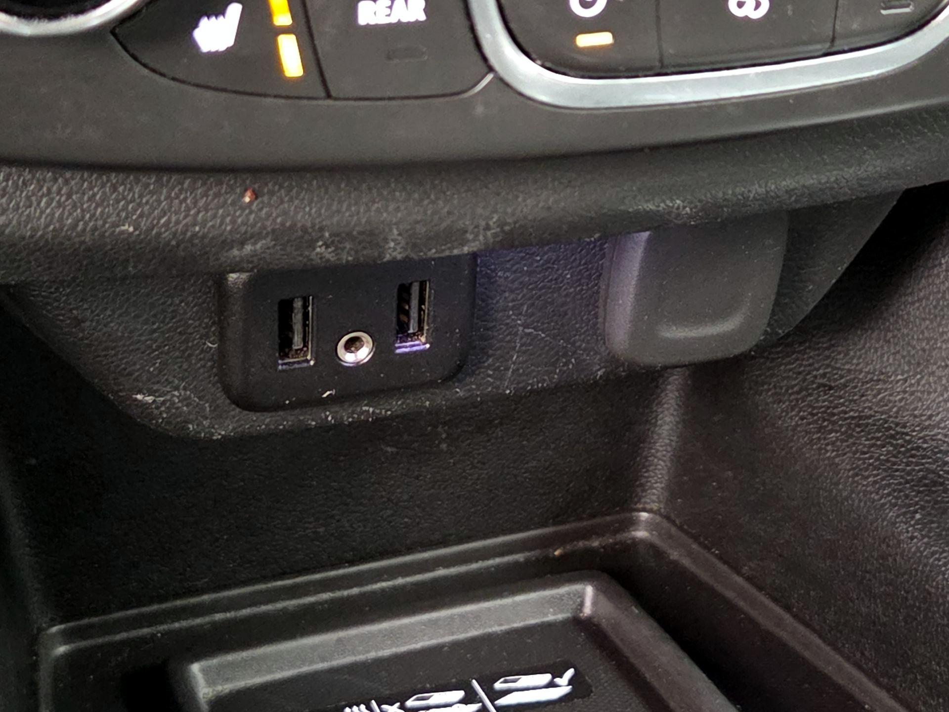 Thumbnail: 2023 Chevrolet Traverse - 18