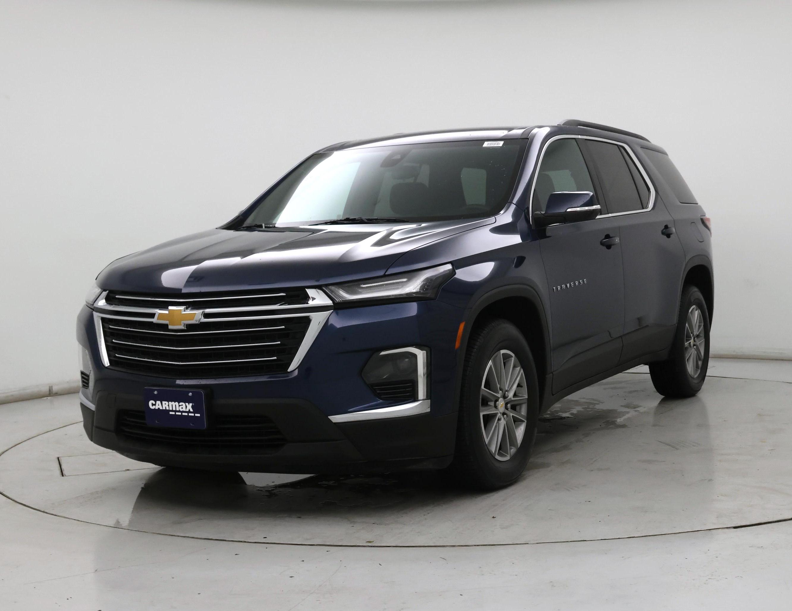 Thumbnail: 2023 Chevrolet Traverse - 4
