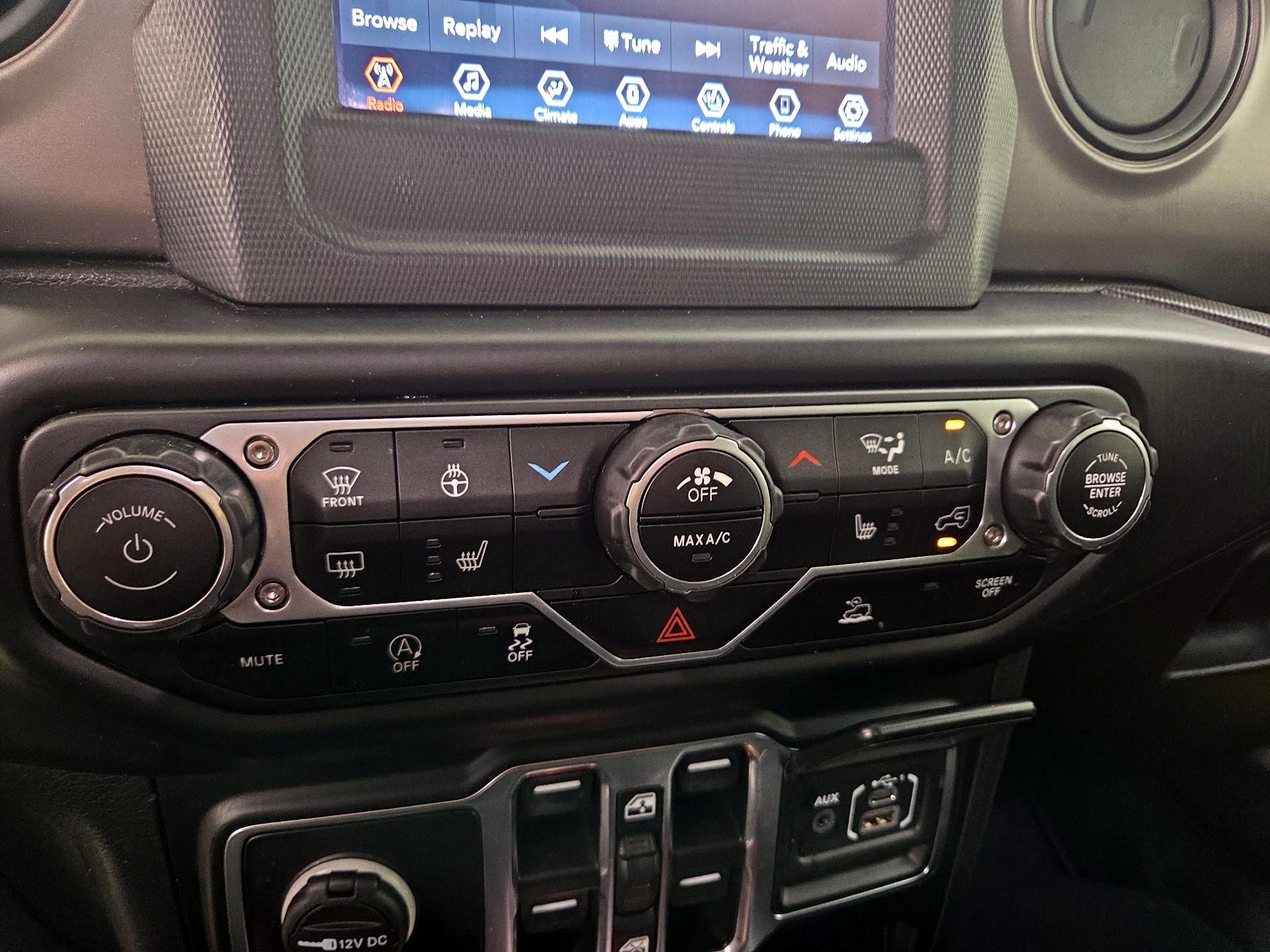 Thumbnail: 2022 Jeep Wrangler - 16