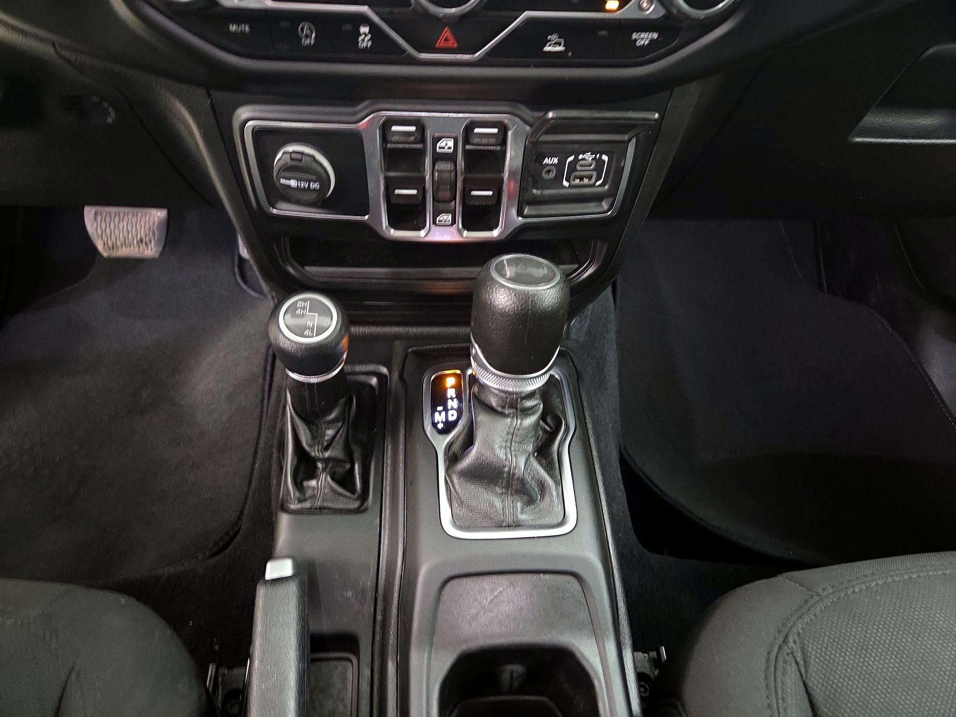 Thumbnail: 2022 Jeep Wrangler - 17