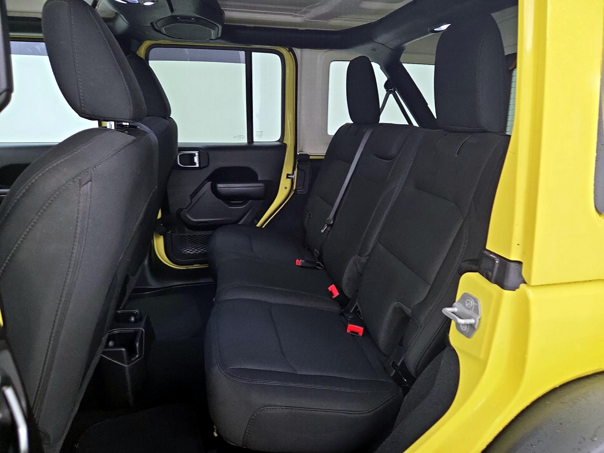 Thumbnail: 2022 Jeep Wrangler - 20