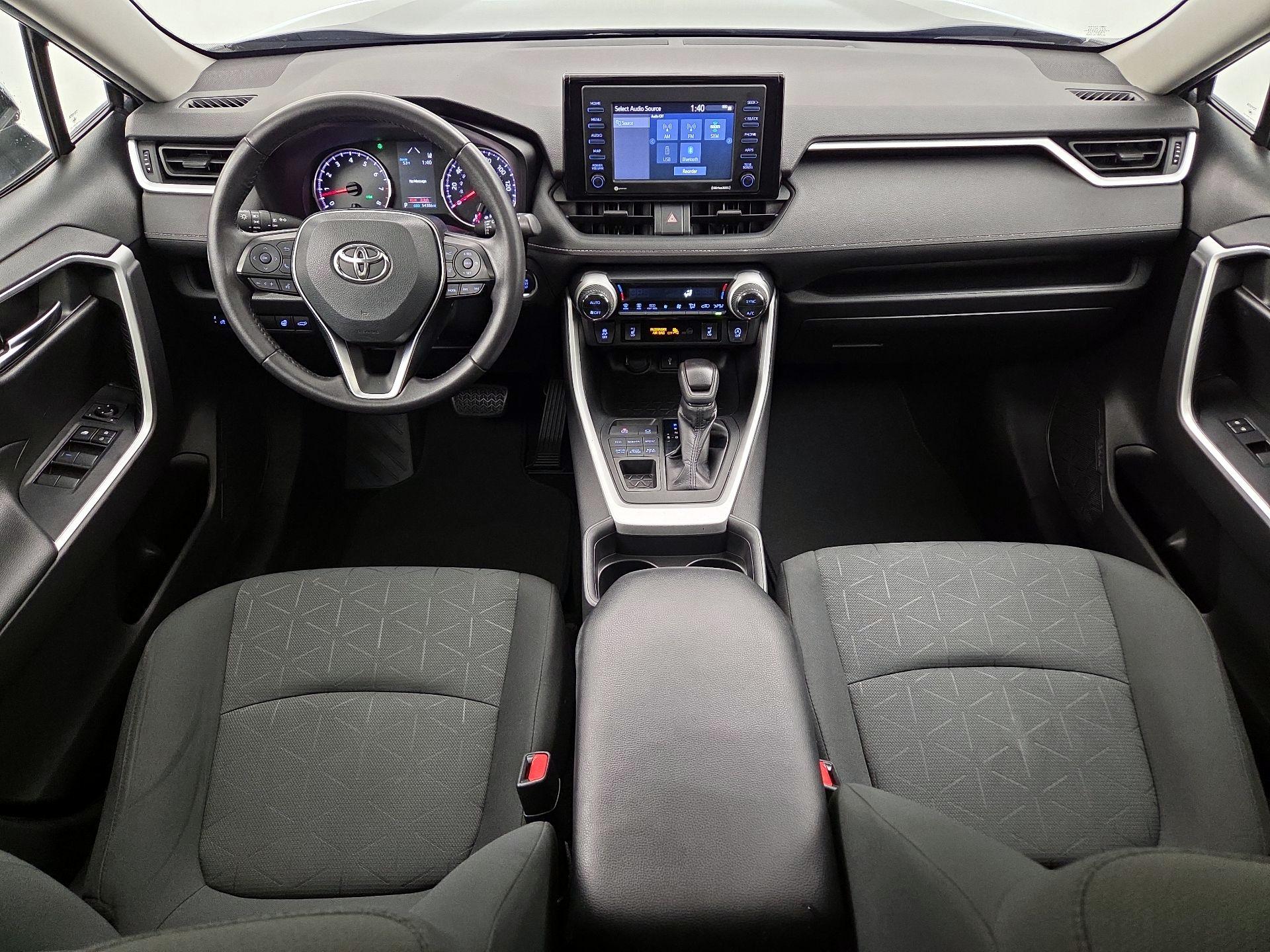 Thumbnail: 2020 Toyota RAV4 - 9