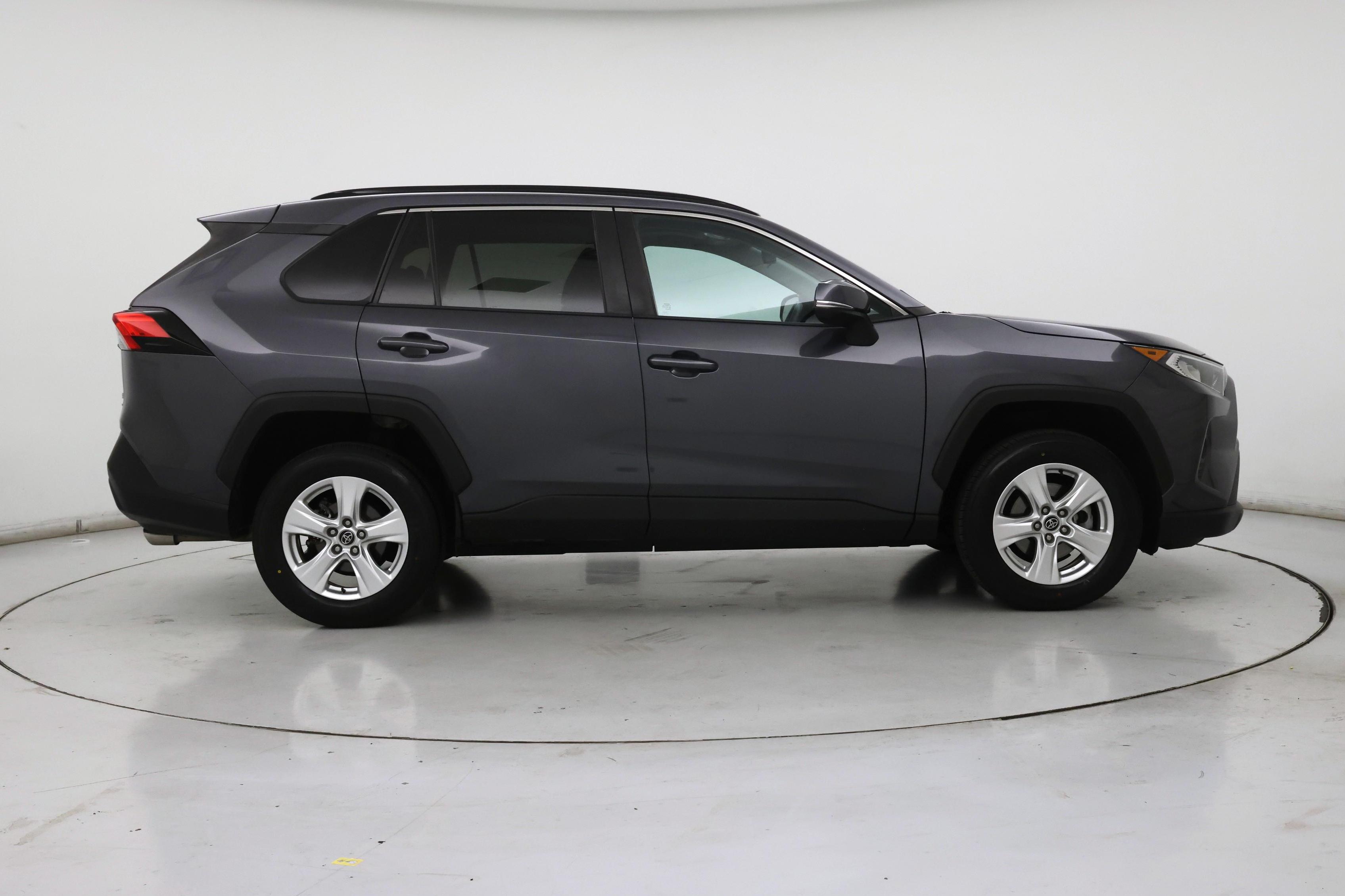 Thumbnail: 2020 Toyota RAV4 - 7