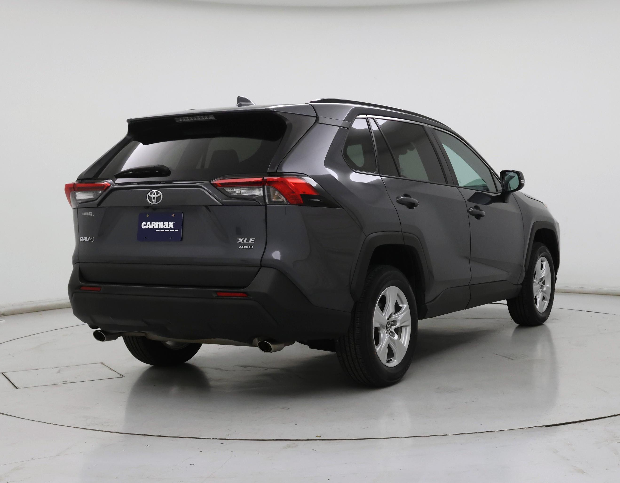 Thumbnail: 2020 Toyota RAV4 - 8