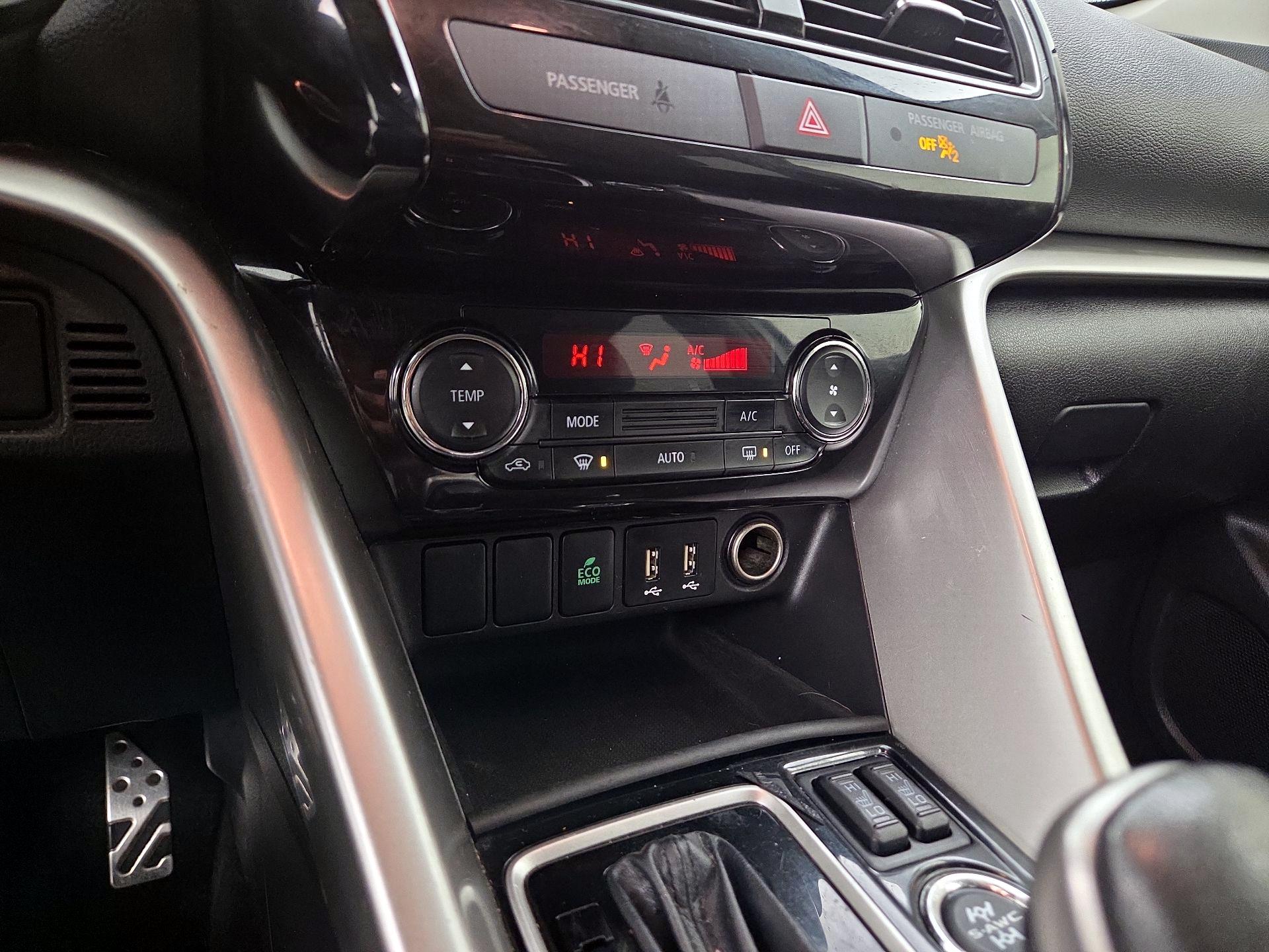 Thumbnail: 2022 Mitsubishi Eclipse Cross - 16