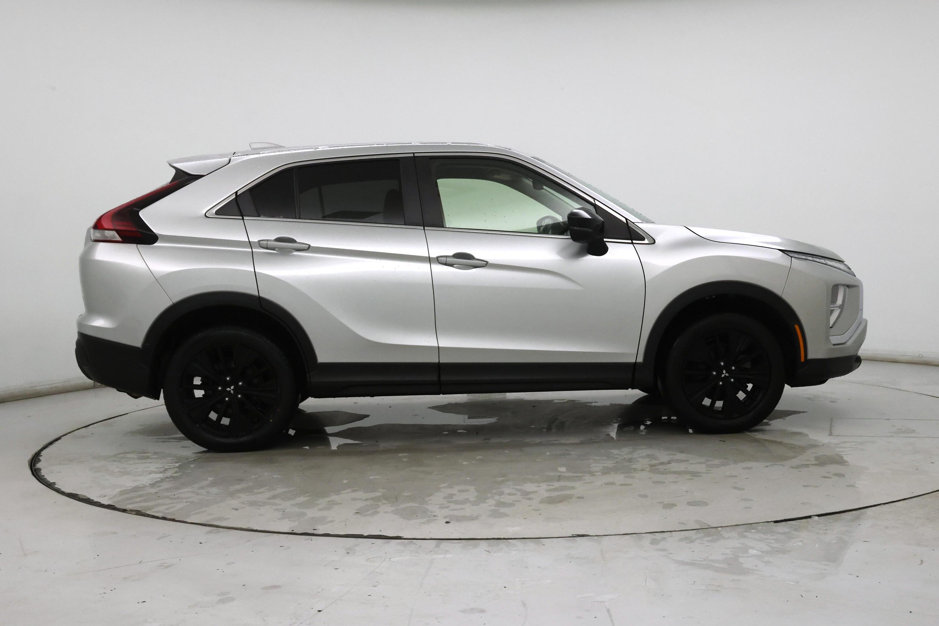 Thumbnail: 2022 Mitsubishi Eclipse Cross - 7