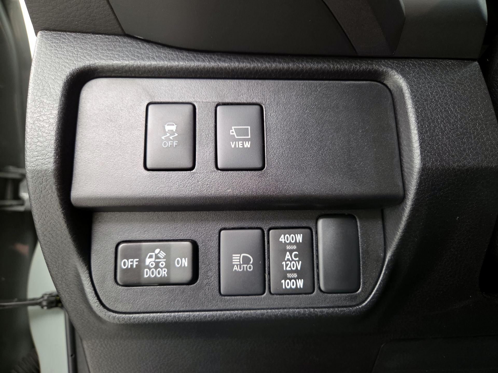 Thumbnail: 2023 Toyota Tacoma - 13