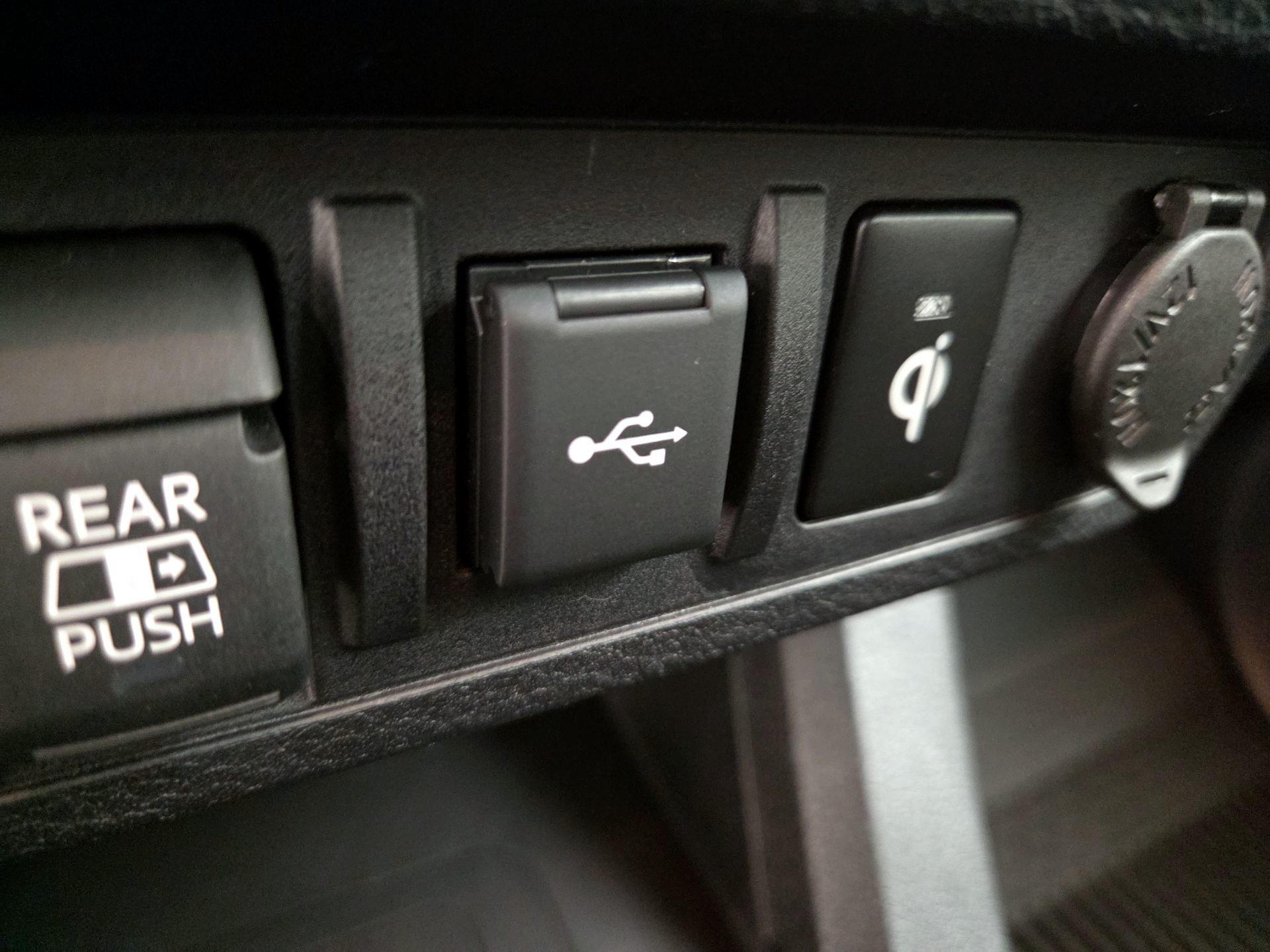 Thumbnail: 2023 Toyota Tacoma - 19