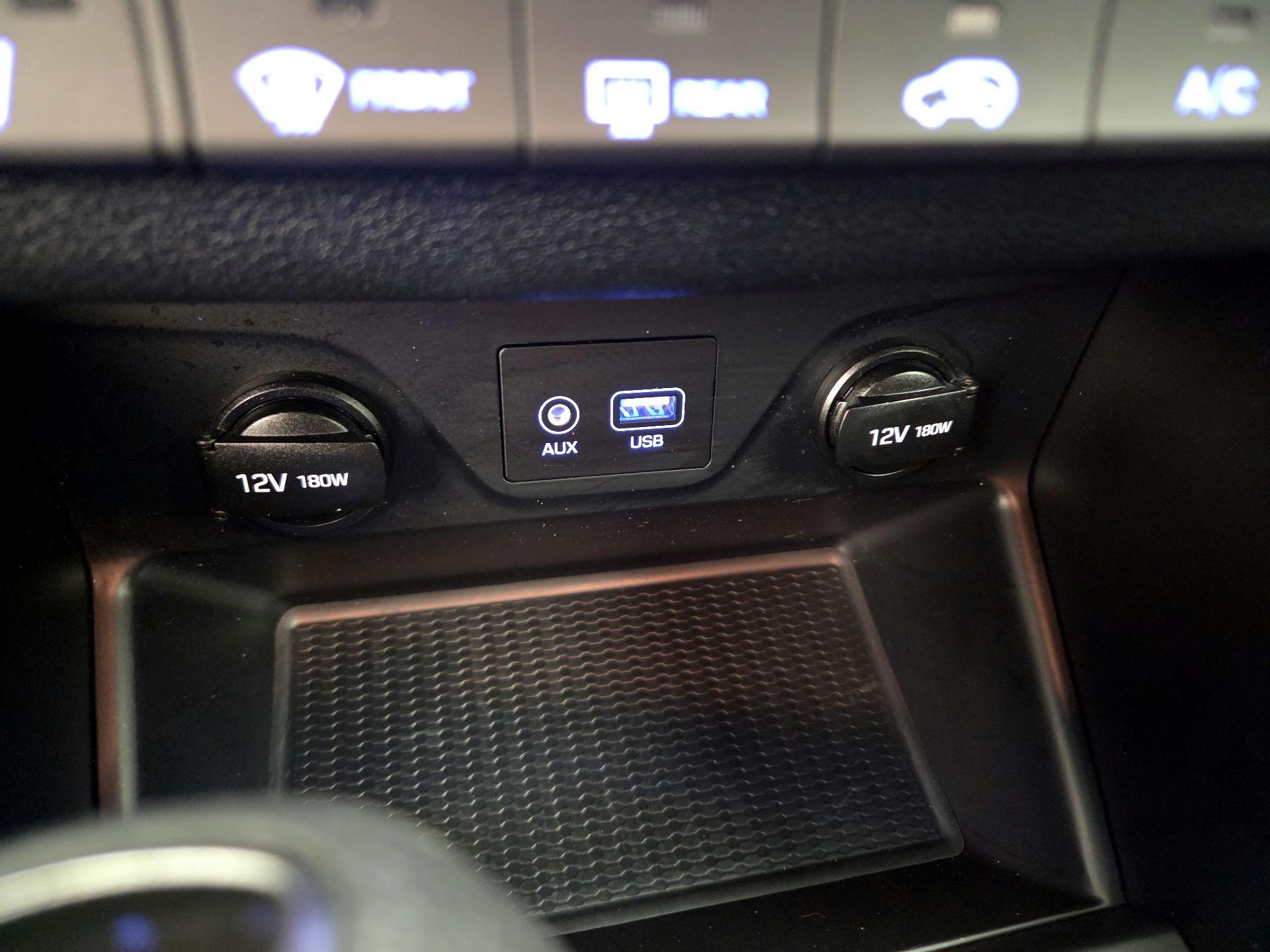 Thumbnail: 2019 Hyundai Tucson - 18