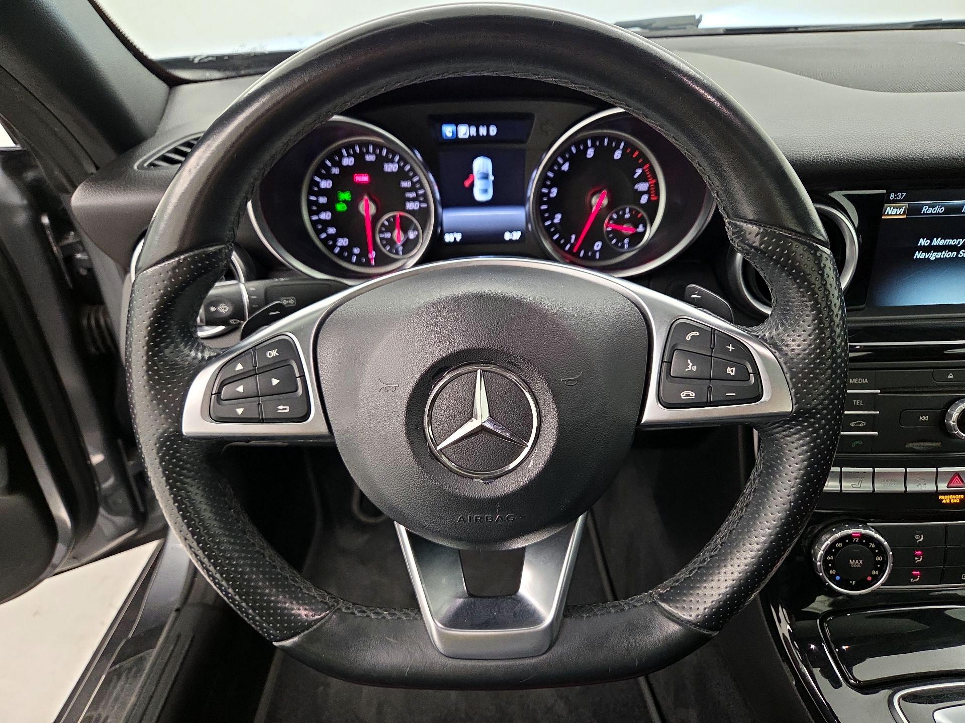 Thumbnail: 2018 Mercedes-Benz SLC - 10