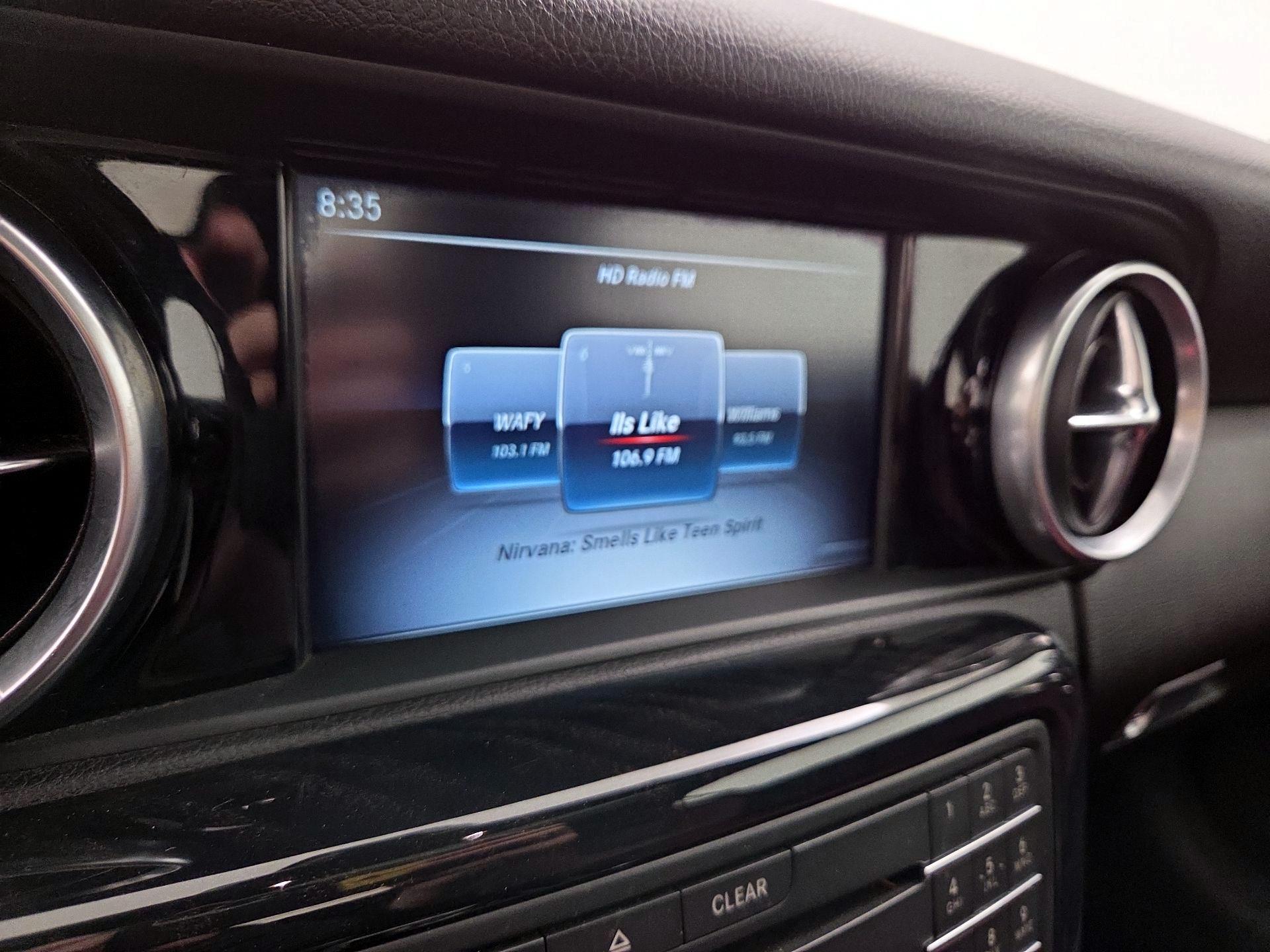 Thumbnail: 2018 Mercedes-Benz SLC - 15