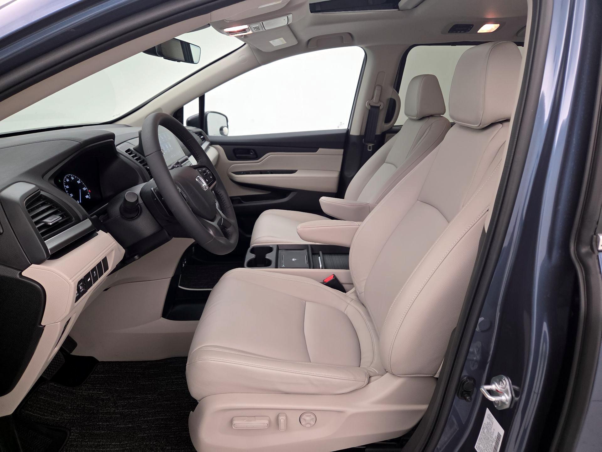 Thumbnail: 2026 Honda Odyssey - 11