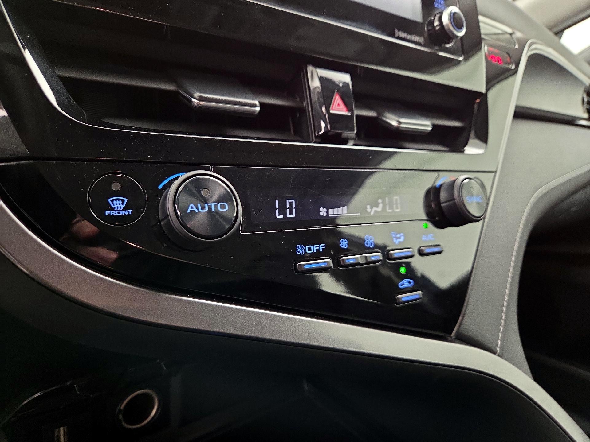 Thumbnail: 2023 Toyota Camry - 16