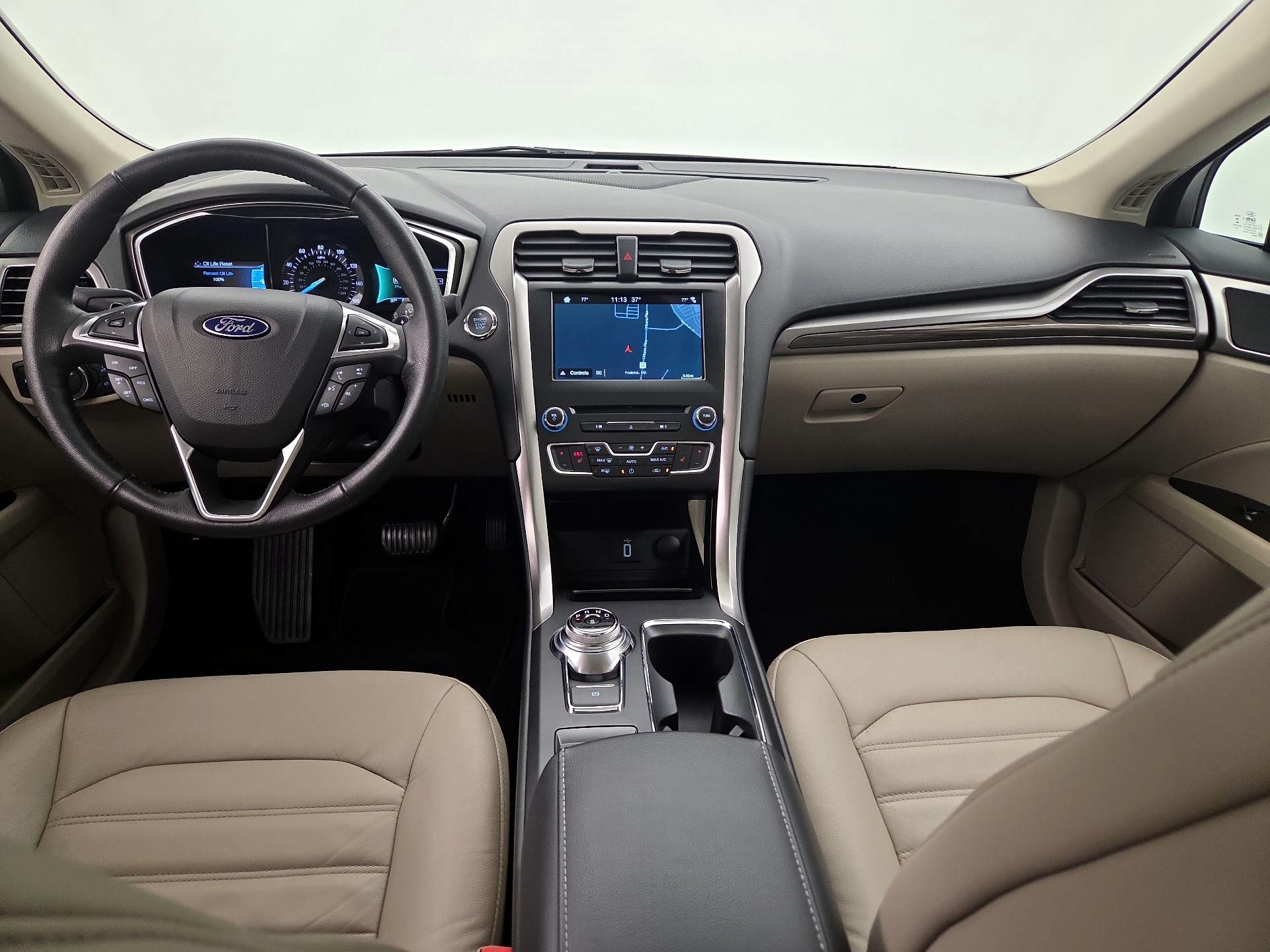 Thumbnail: 2017 Ford Fusion - 9