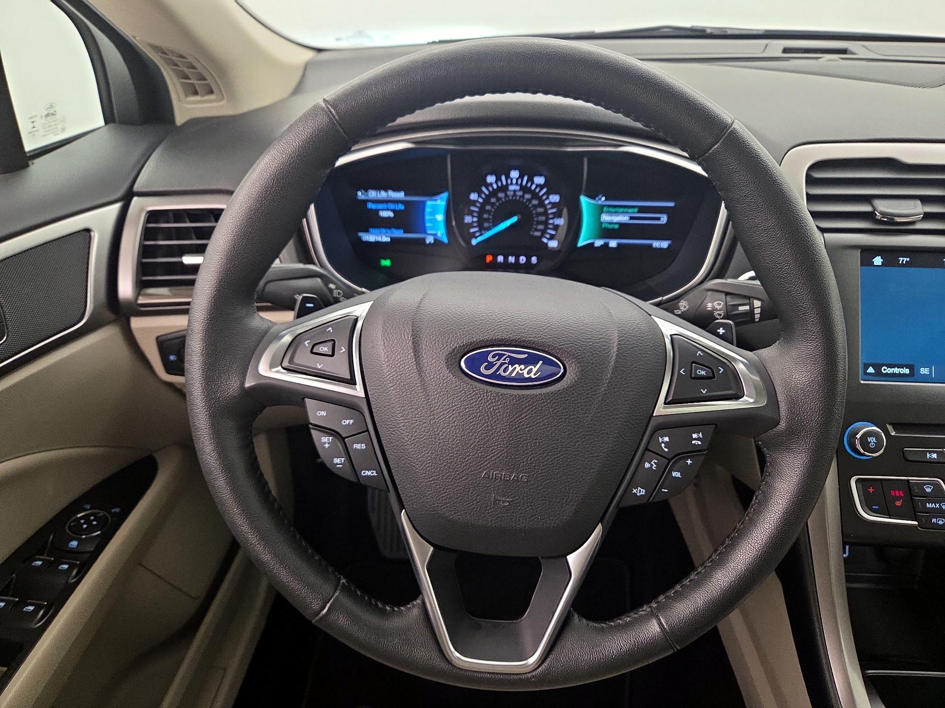 Thumbnail: 2017 Ford Fusion - 10