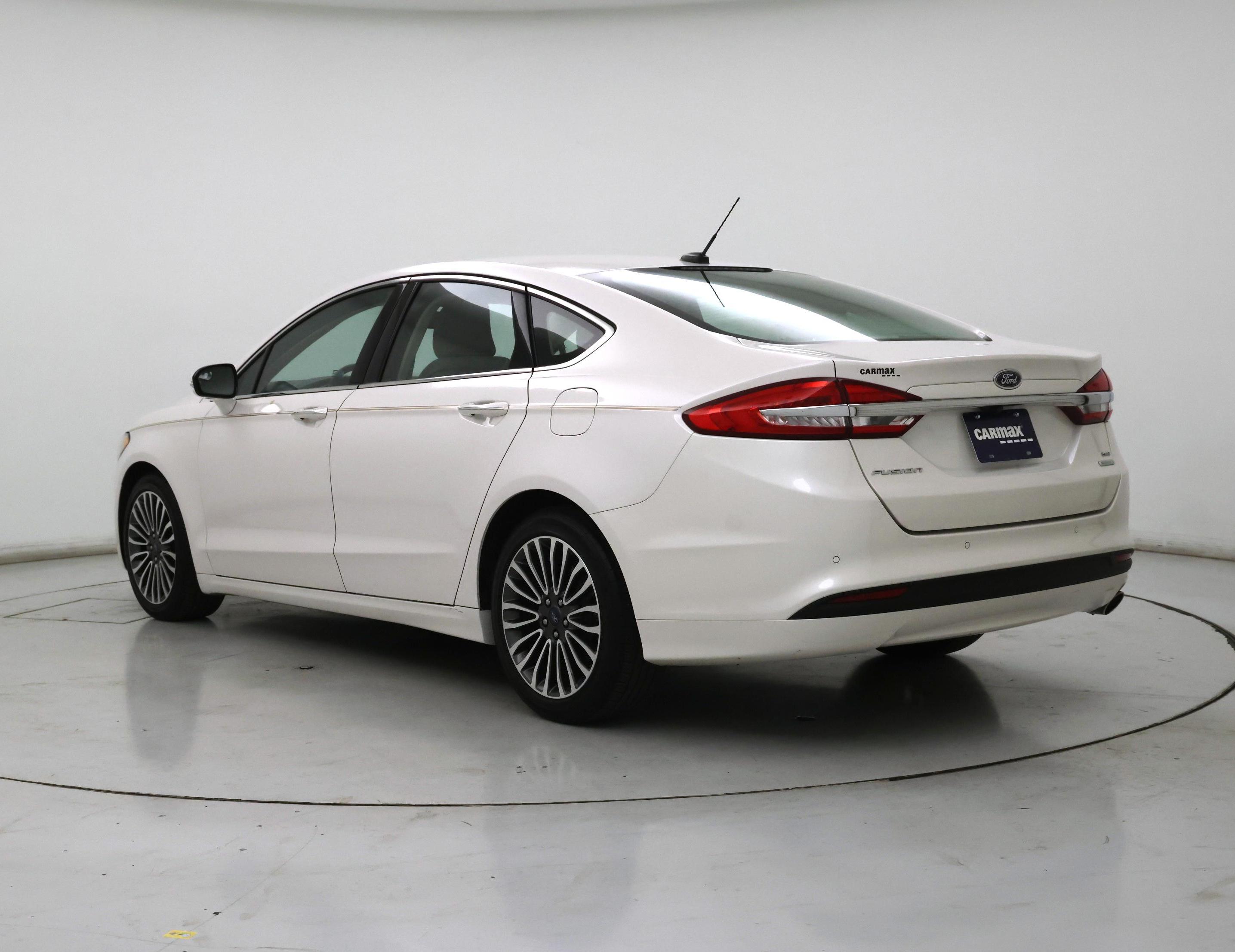 Thumbnail: 2017 Ford Fusion - 2