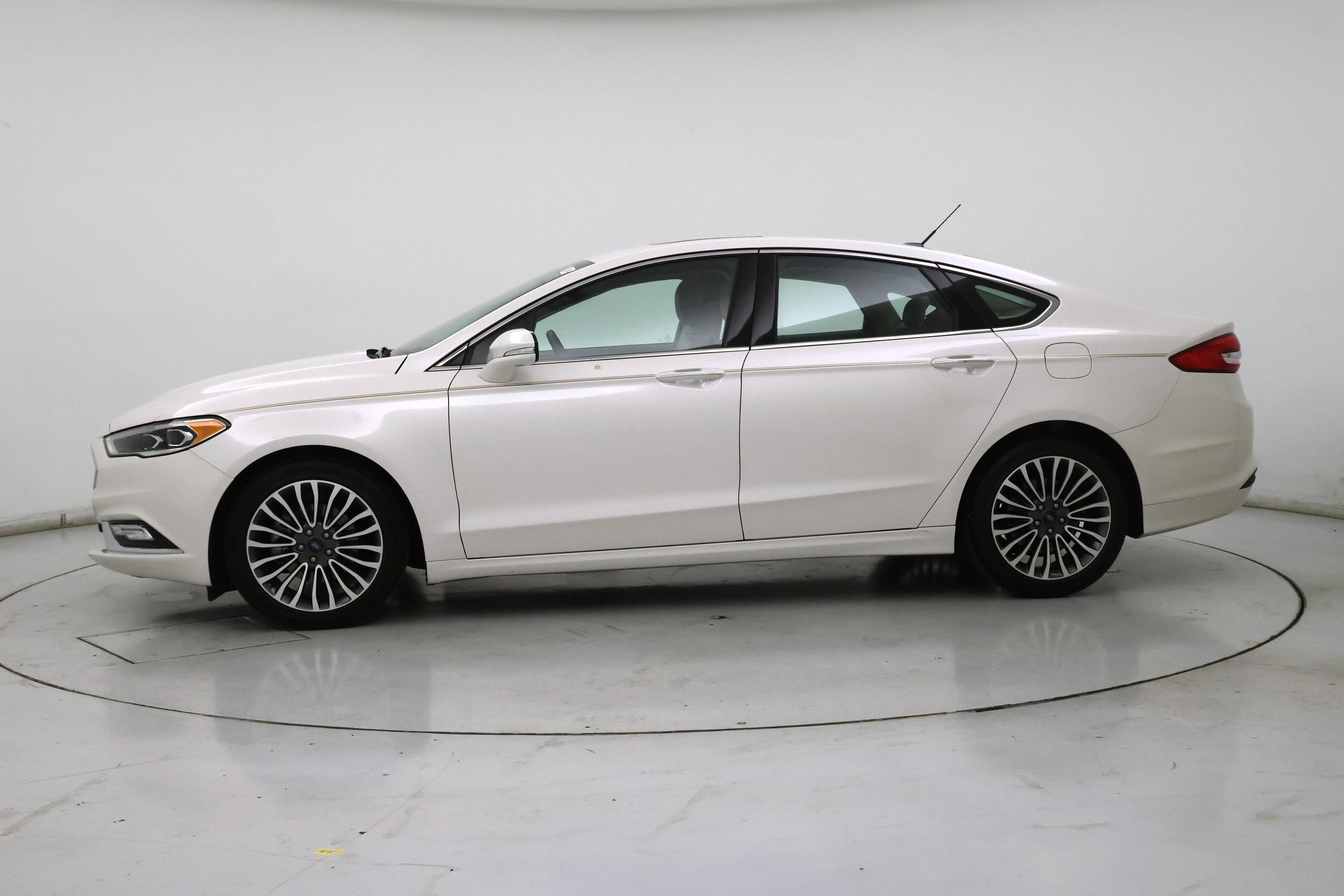 Thumbnail: 2017 Ford Fusion - 3
