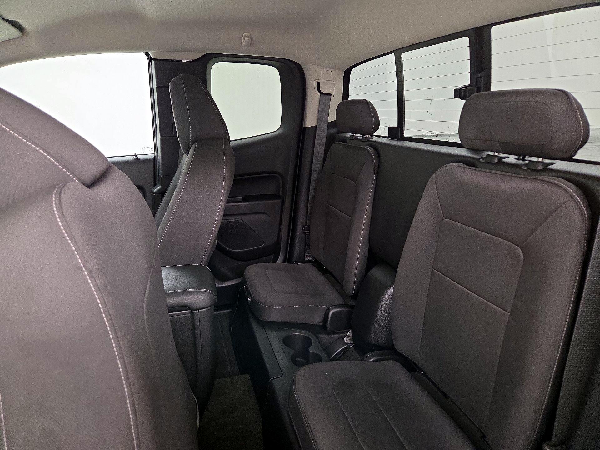 Thumbnail: 2016 GMC Canyon - 19