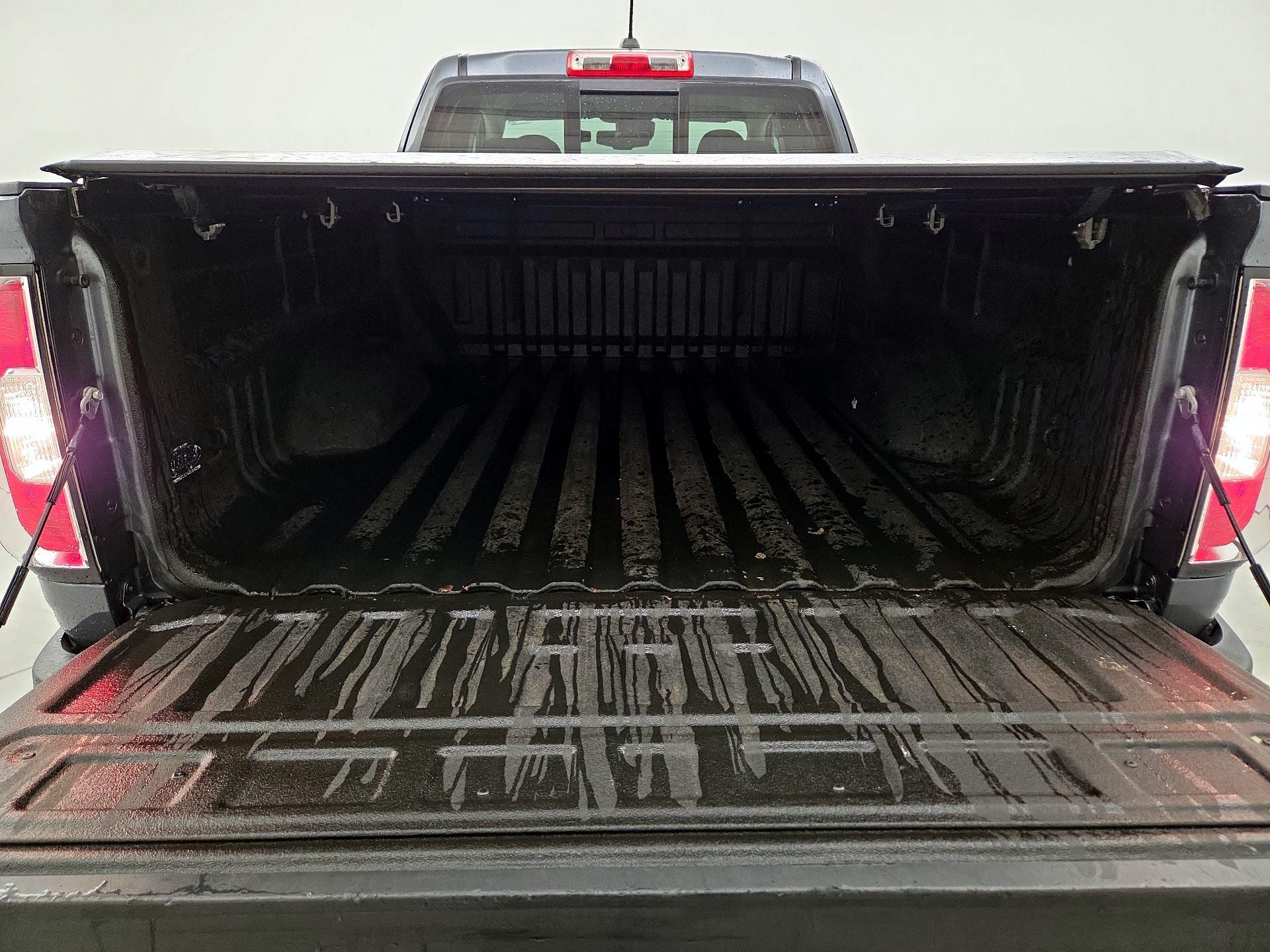 Thumbnail: 2016 GMC Canyon - 20