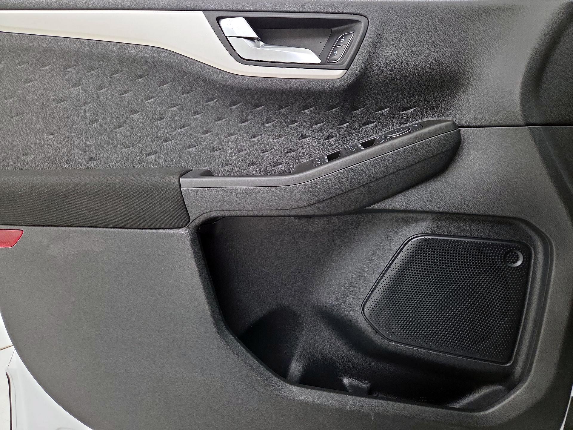 Thumbnail: 2020 Ford Escape - 12