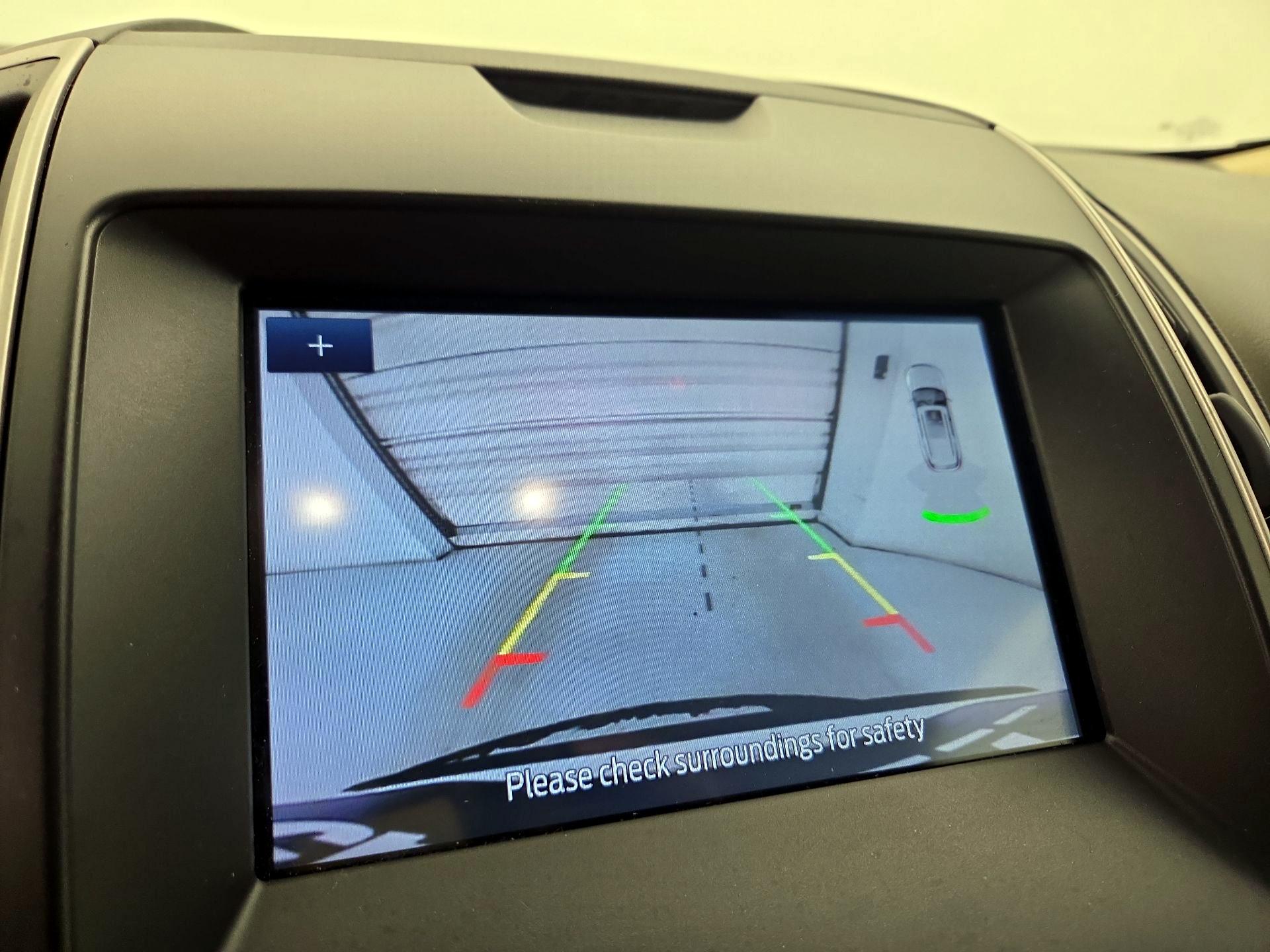 Thumbnail: 2020 Ford Edge - 15