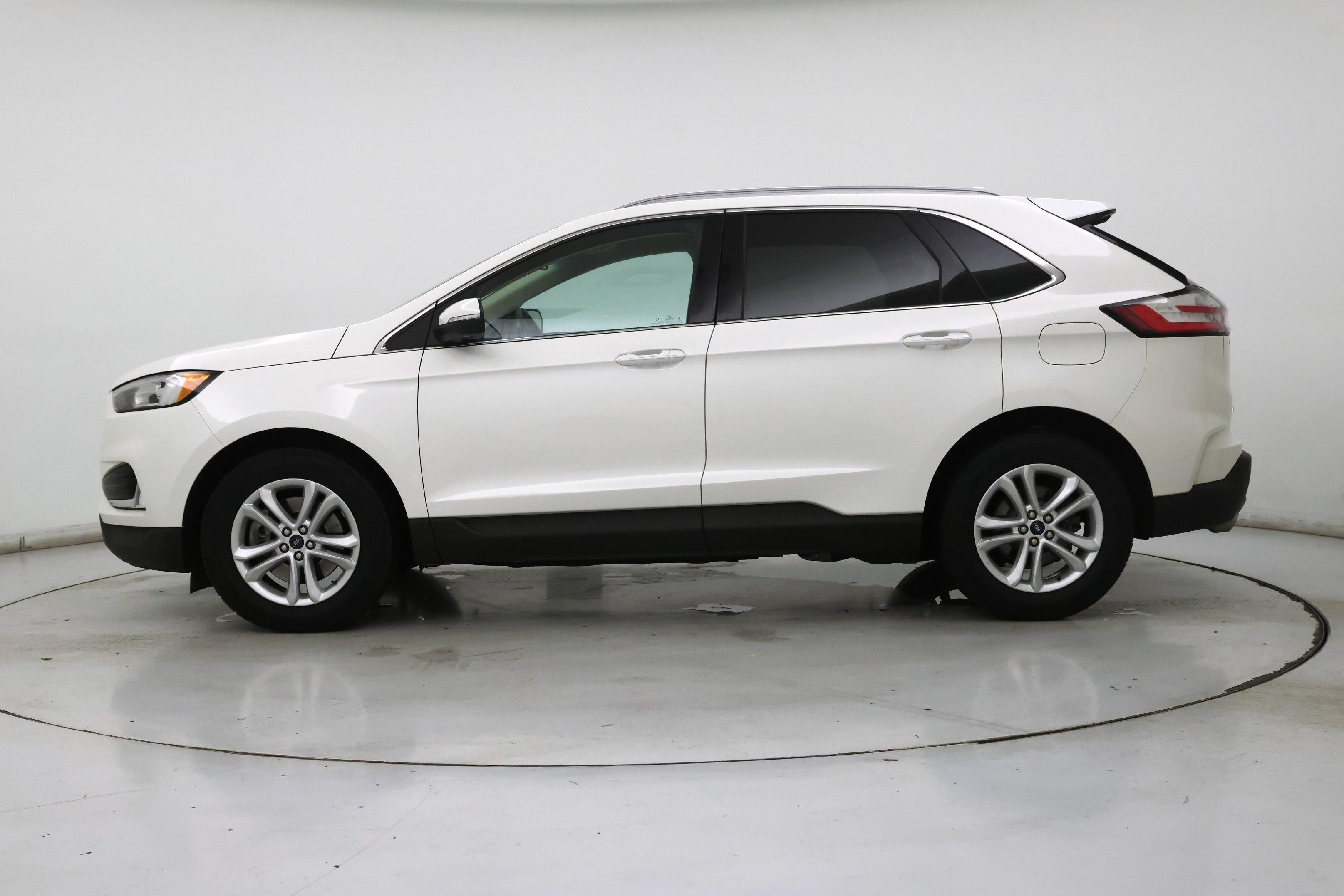 Thumbnail: 2020 Ford Edge - 3