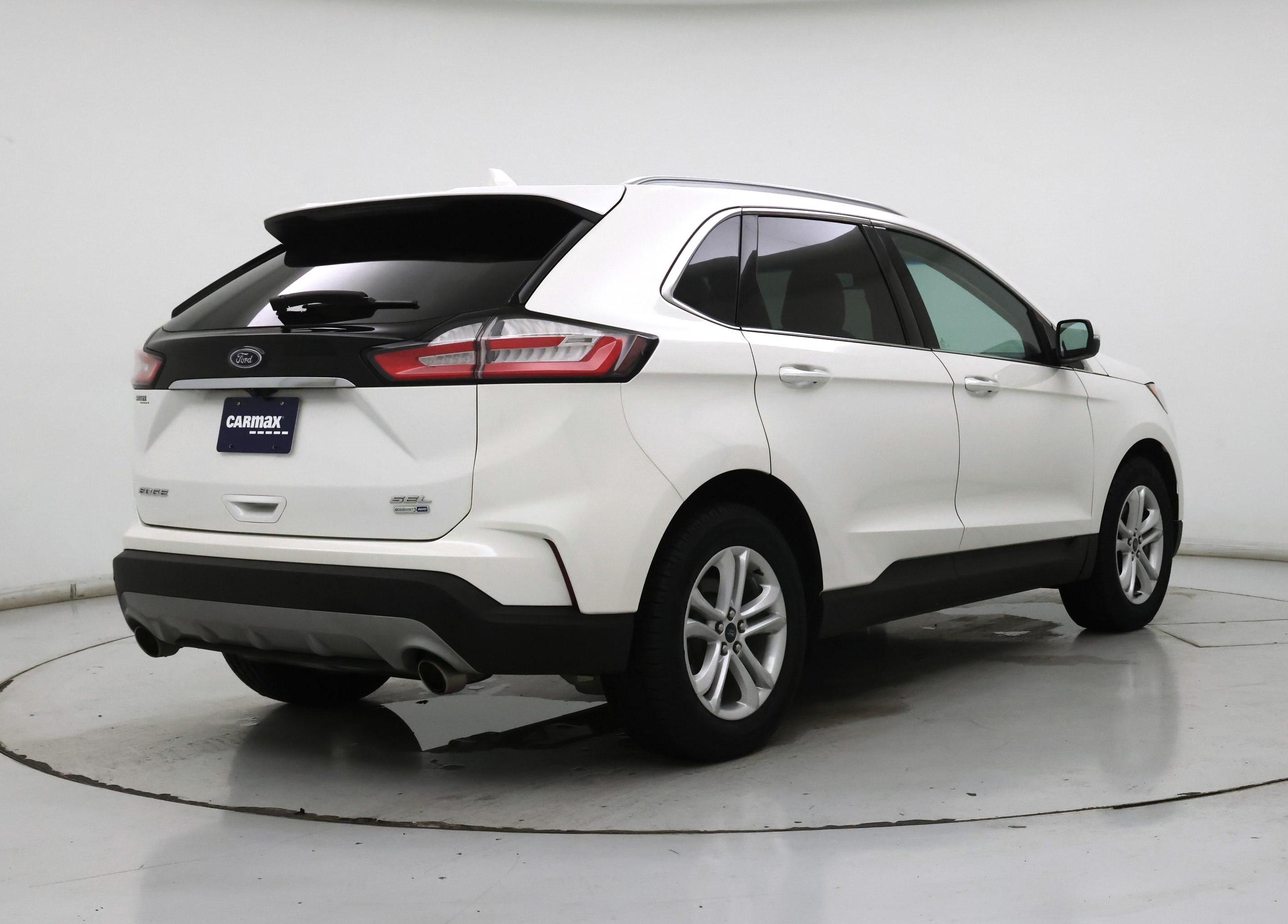Thumbnail: 2020 Ford Edge - 8
