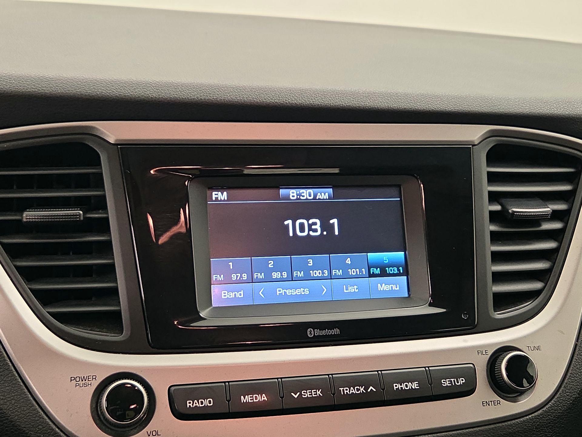 Thumbnail: 2021 Hyundai Accent - 15