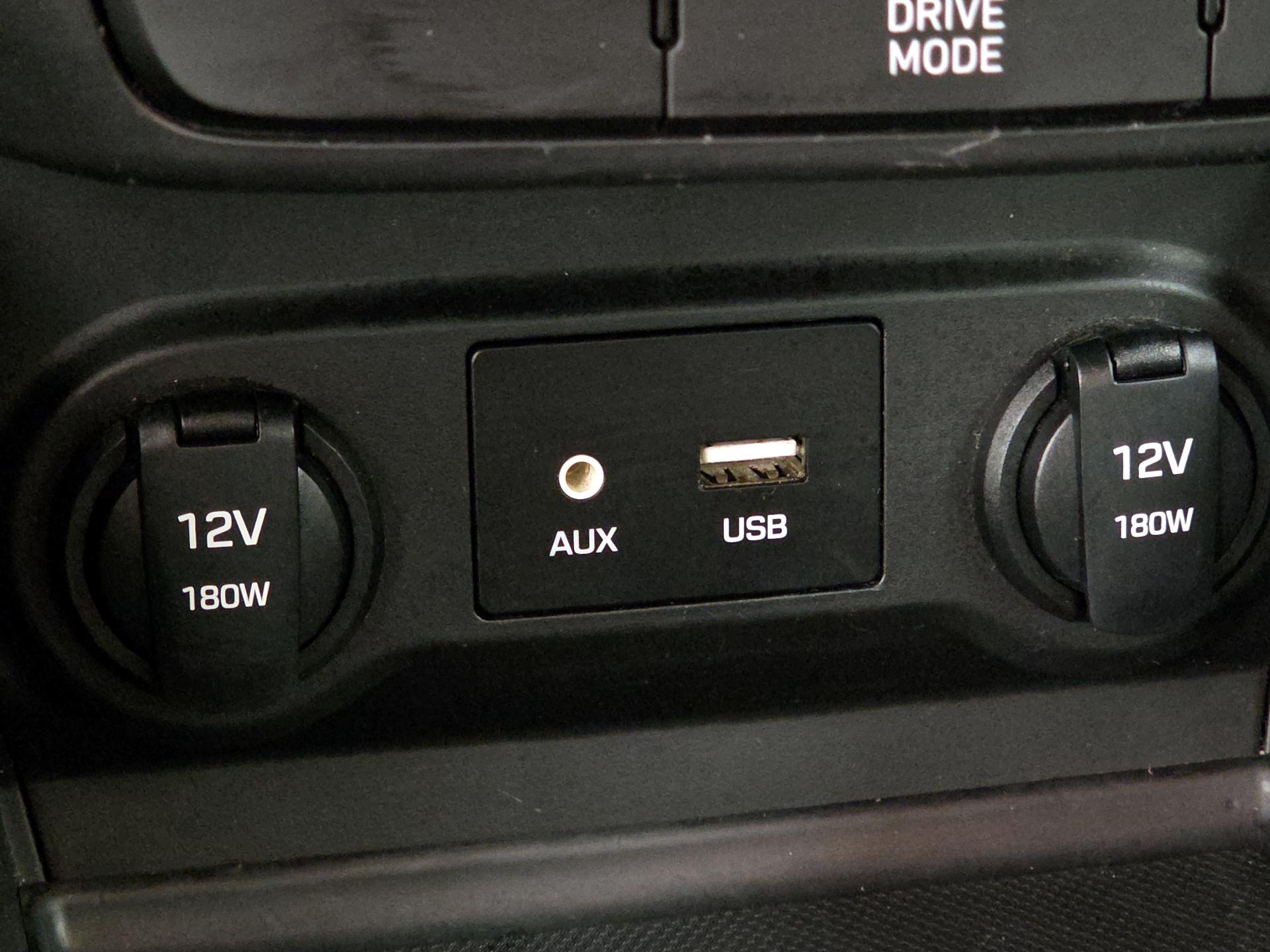 Thumbnail: 2021 Hyundai Accent - 18