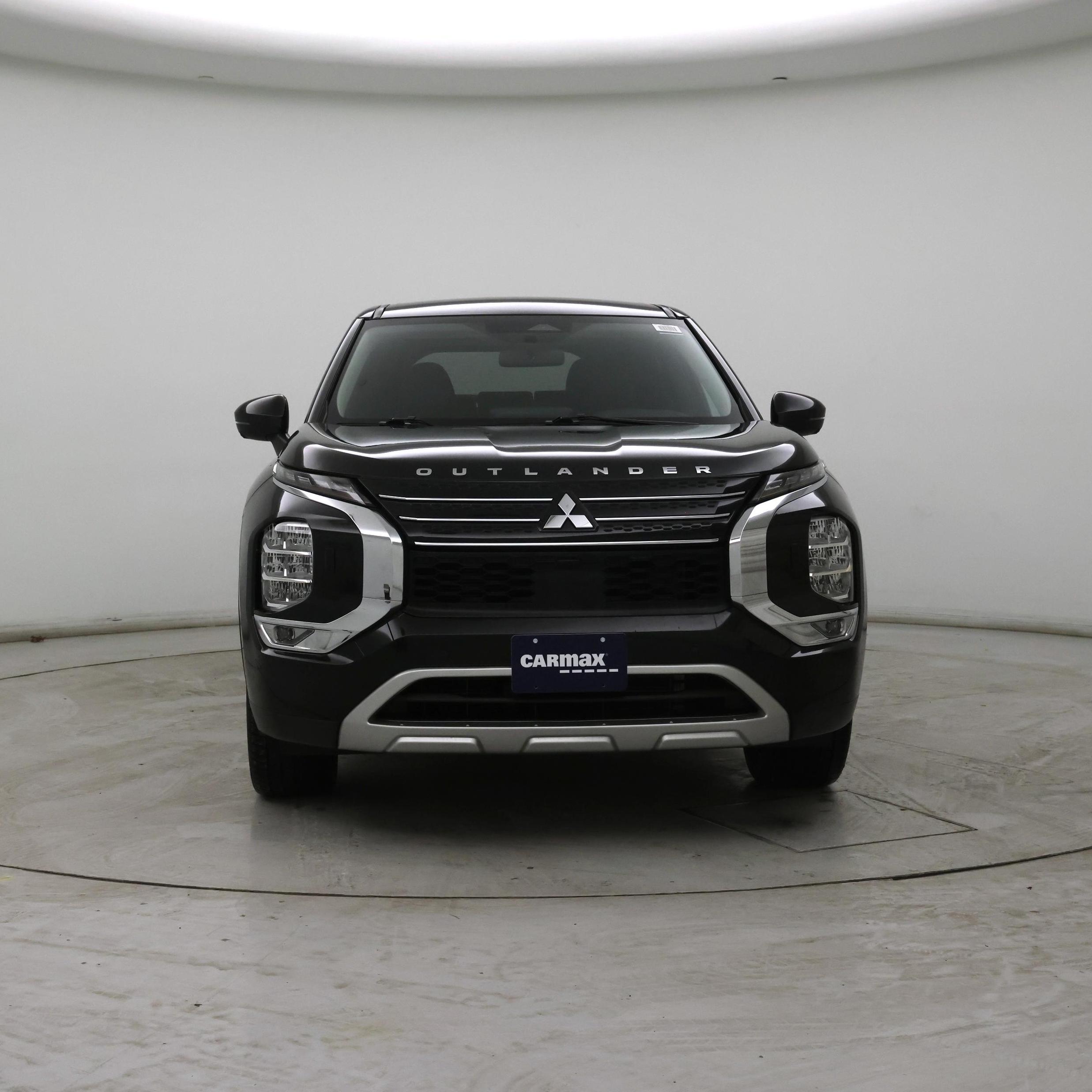 Thumbnail: 2023 Mitsubishi Outlander - 5