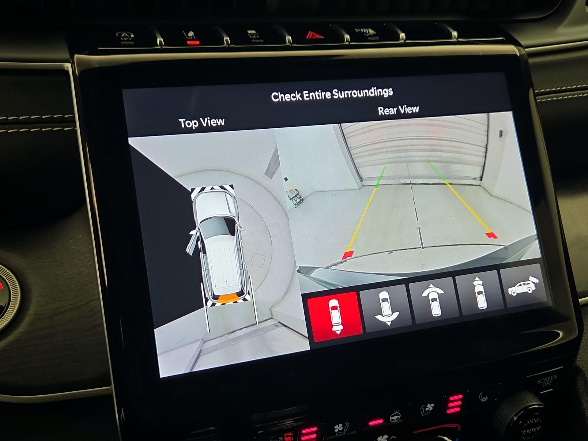 Thumbnail: 2023 Jeep Grand Cherokee - 15