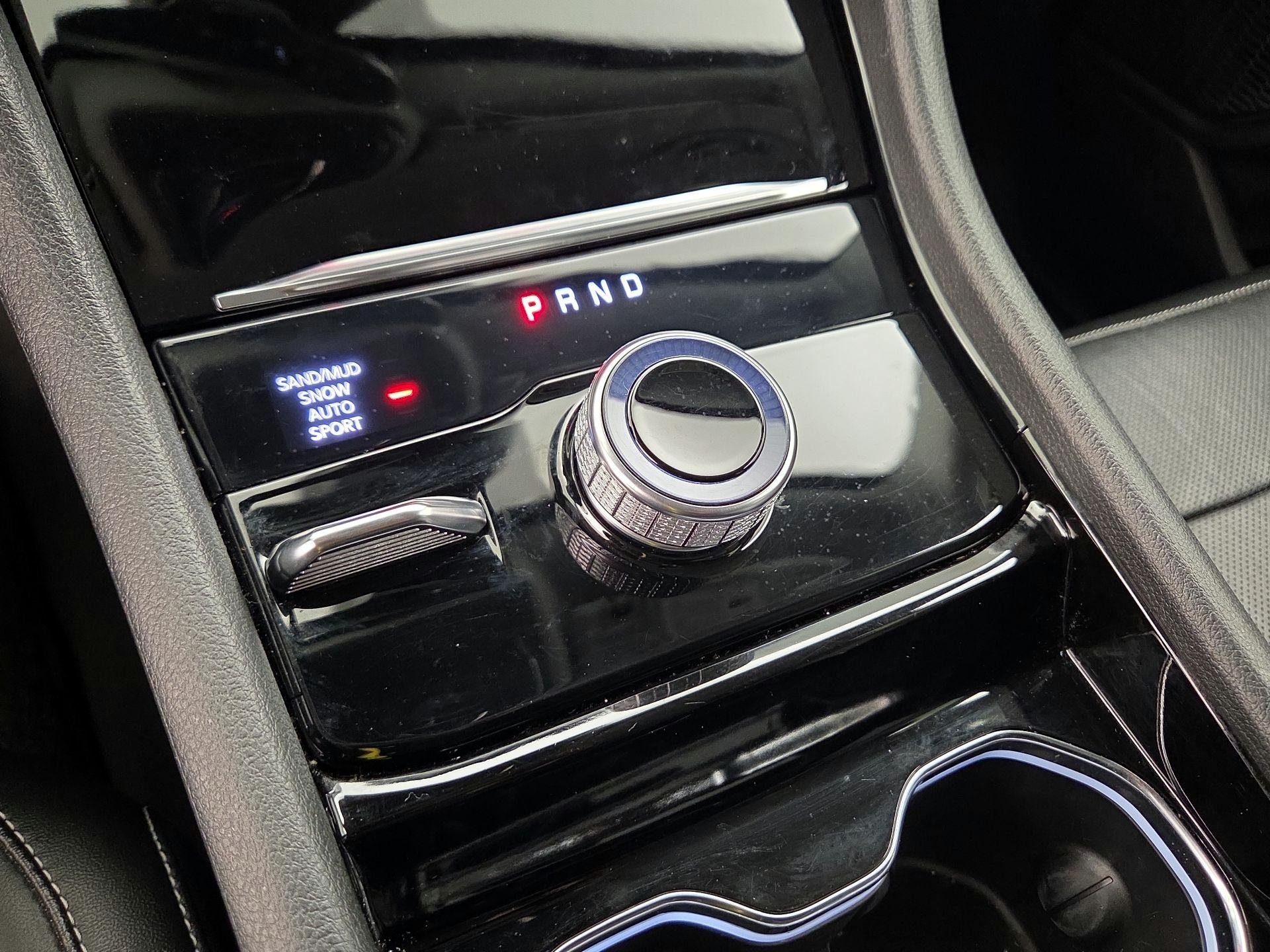 Thumbnail: 2023 Jeep Grand Cherokee - 18