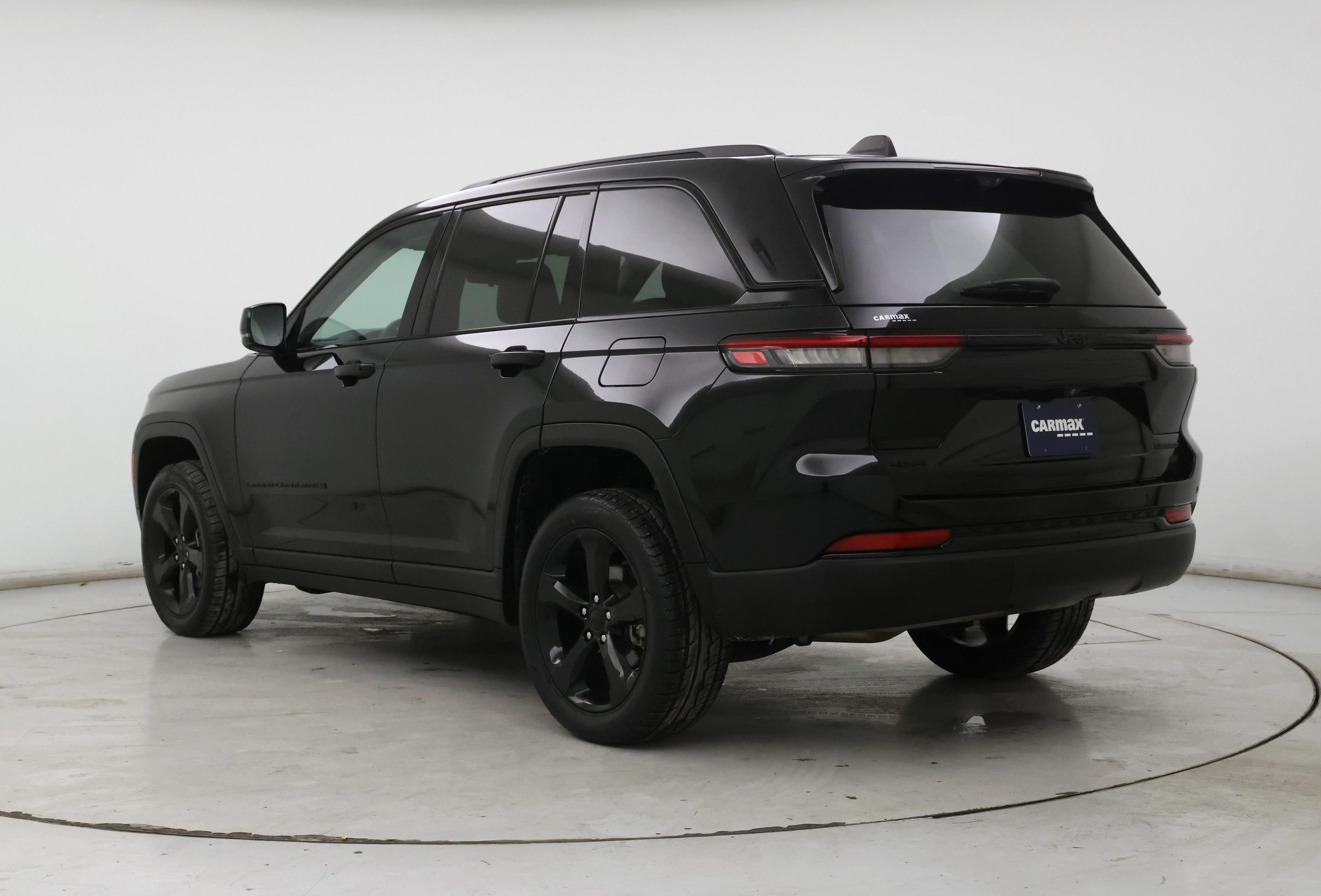 Thumbnail: 2023 Jeep Grand Cherokee - 2