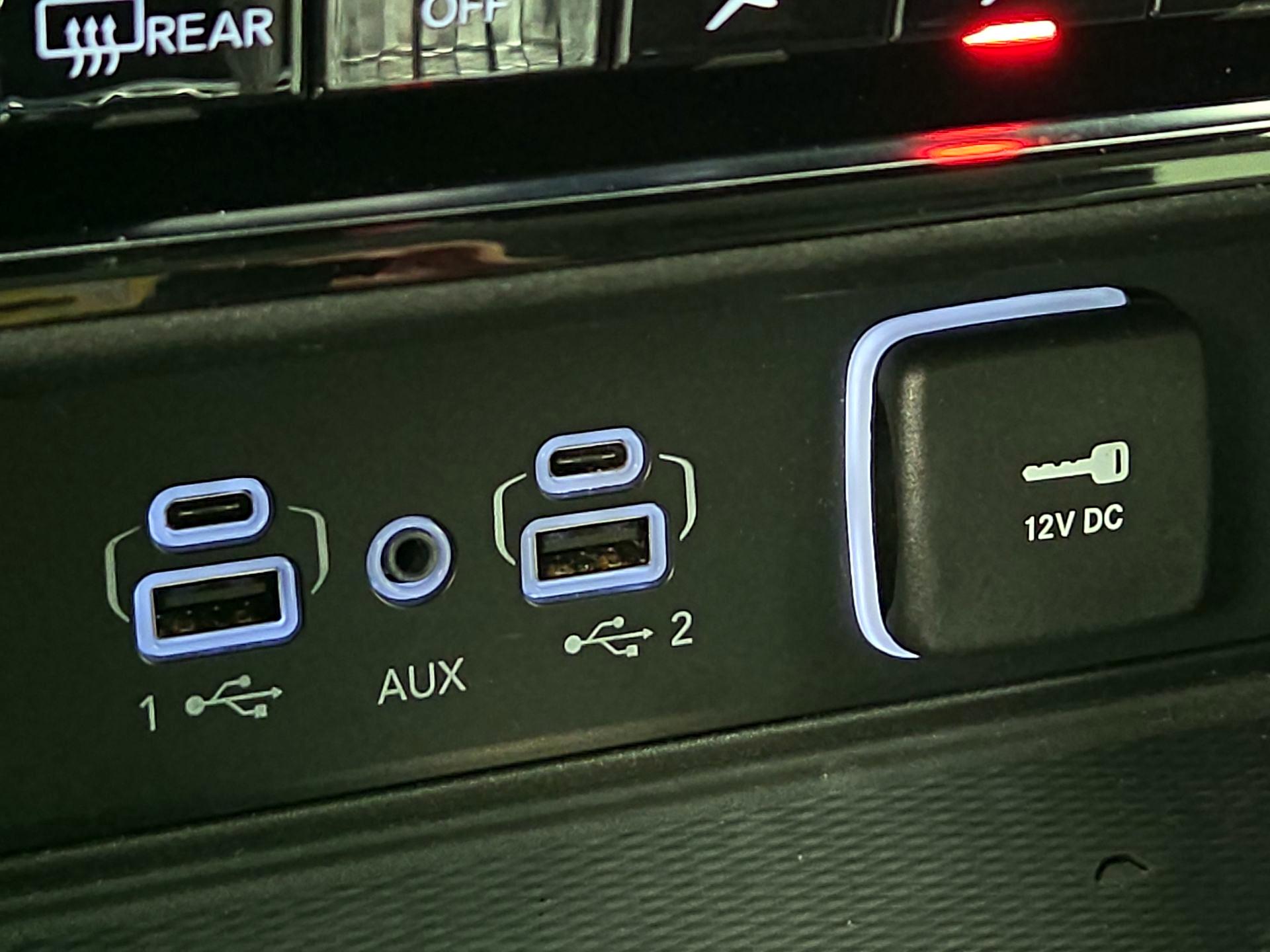 Thumbnail: 2023 Jeep Grand Cherokee - 19