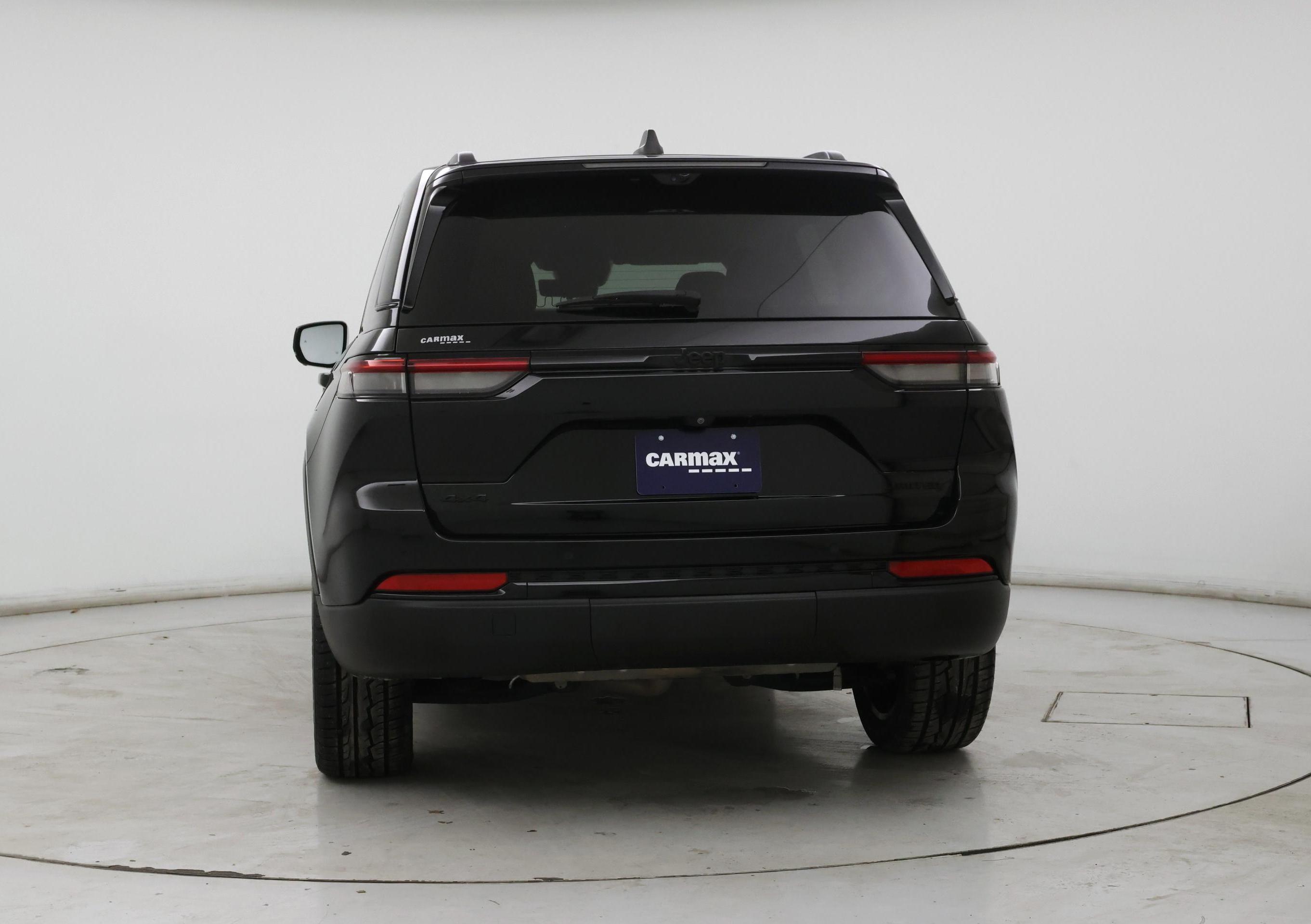 Thumbnail: 2023 Jeep Grand Cherokee - 6