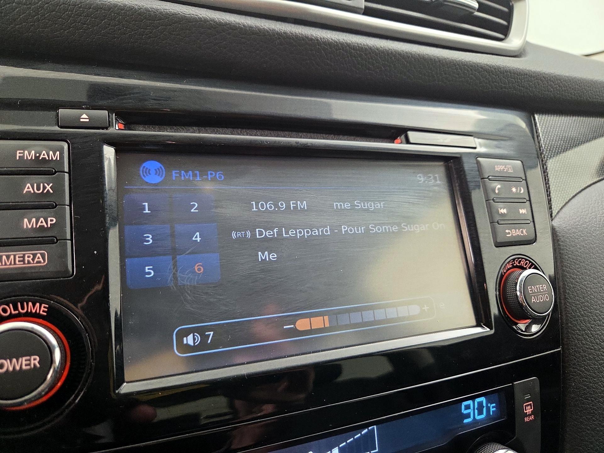 Thumbnail: 2014 Nissan Rogue - 16