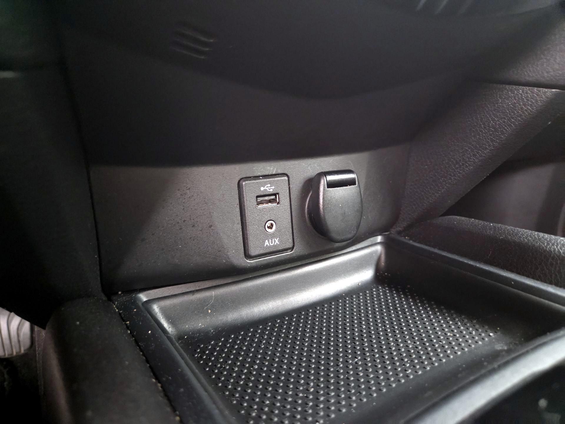 Thumbnail: 2014 Nissan Rogue - 19